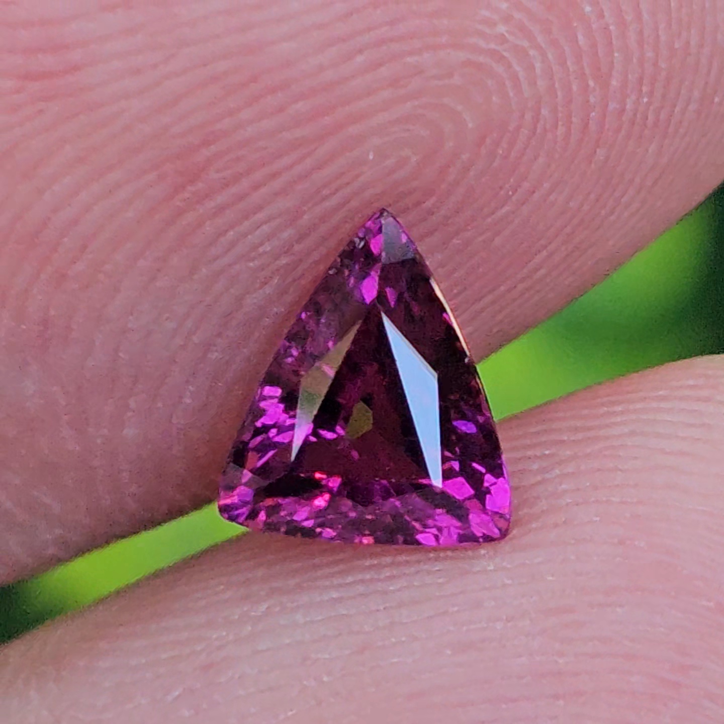 พลอย อุมบาไลต์ การ์เน็ต Umbalite Garnet 1.16 กะรัต (Cts.) ดิบ Unheated ลอยแท้ อัญมณีมงคลประจําวันเกิด เครื่องประดับพลอย