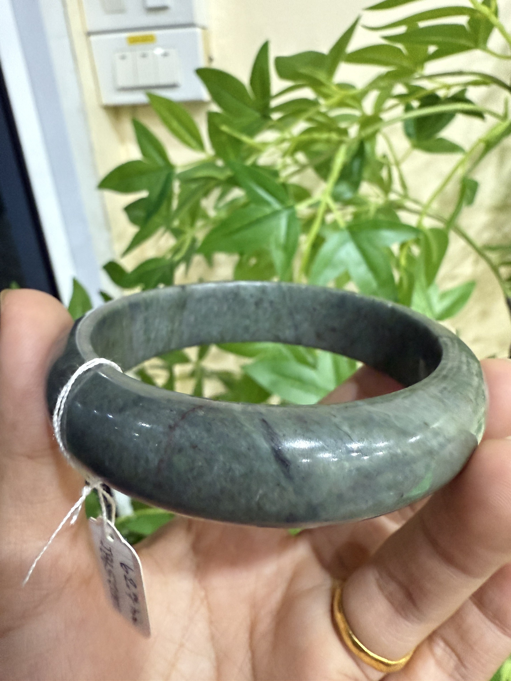 JB650002 หยก พม่า แท้ Jade กำไลหยก 62.7 มม. (Jadeite bracelet) พม่า (Myanmar)