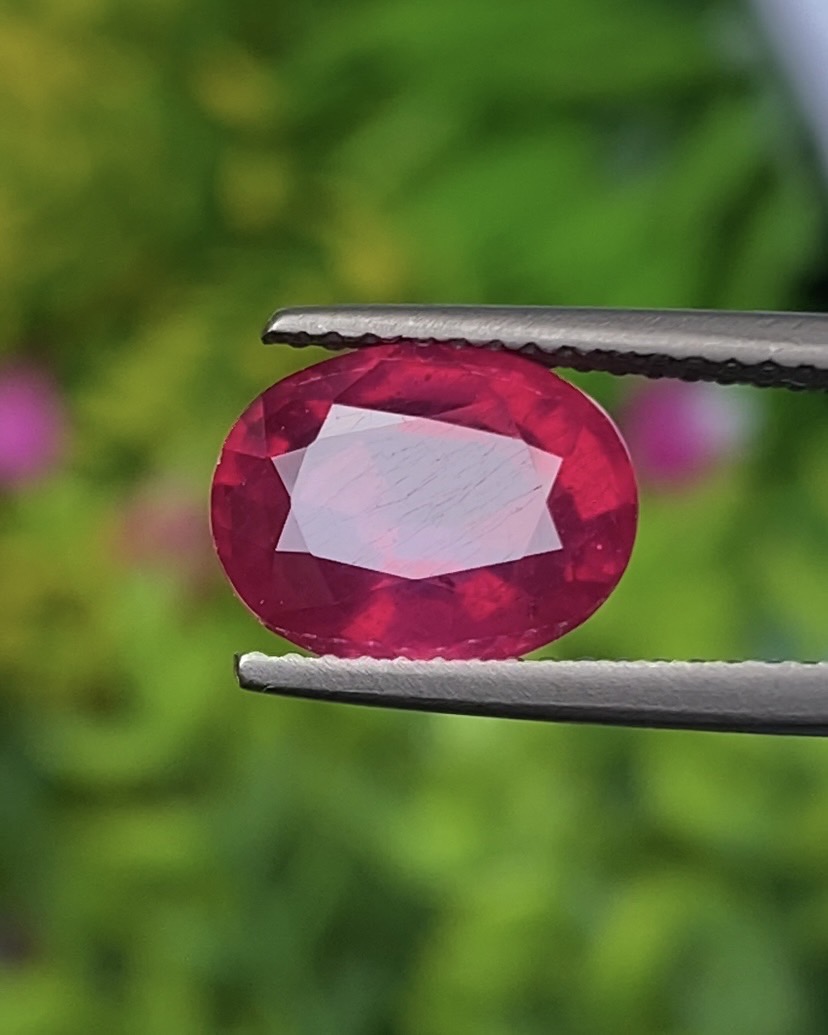 พลอย ทับทิม (Ruby Sapphire) 3.80 กะรัต (Cts.) พลอยแท้ อัญมณีมงคลประจําวันเกิด เครื่องประดับพลอย