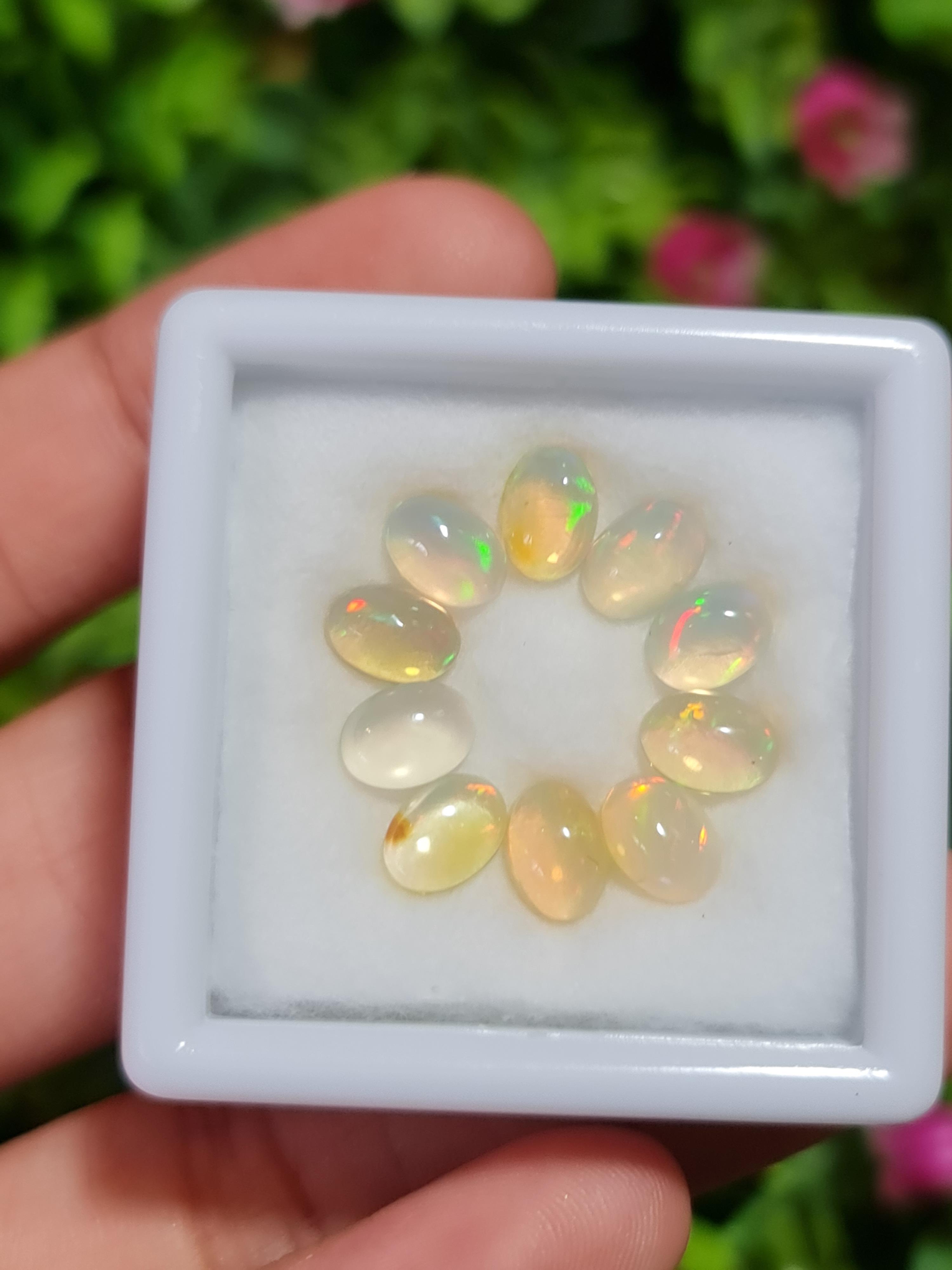 พลอย โอปอล Opal 6.58 กะรัต (Cts.) 10 เม็ด (Pcs.) พลอยแท้ อัญมณีมงคลประจําวันเกิด เครื่องประดับพลอย