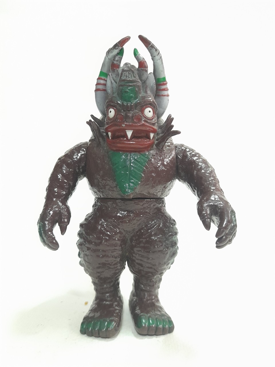 ซอฟ 6.5-7 นิ้ว สัตว์ประหลาดแคปซูลของอุลตร้าเซเว่น มิคลาส จากอุลตร้าเซเว่น มือสอง สภาพดี มีรอยบ้าง มีปั๊มใต้เท้า