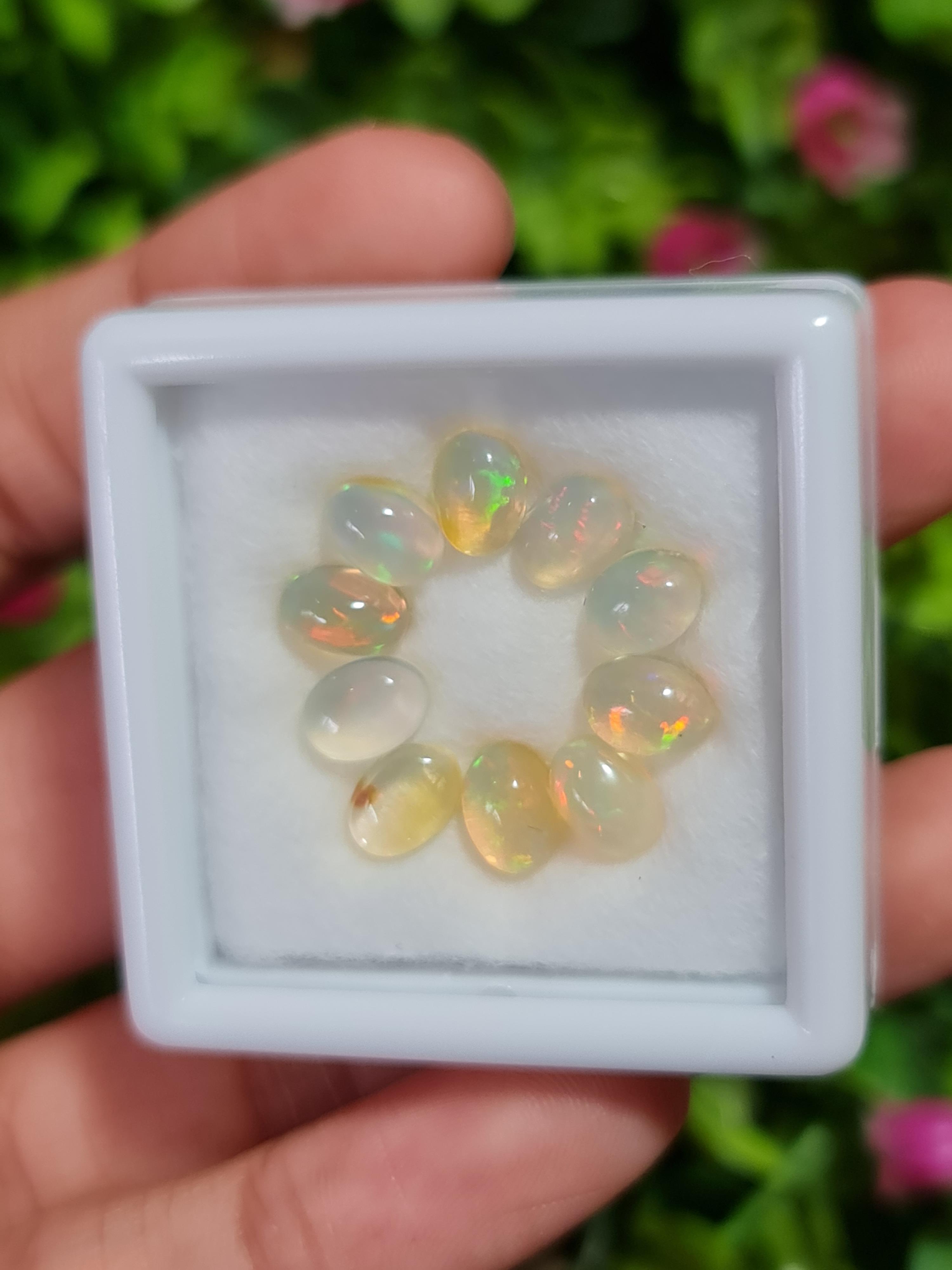 พลอย โอปอล Opal 6.58 กะรัต (Cts.) 10 เม็ด (Pcs.) พลอยแท้ อัญมณีมงคลประจําวันเกิด เครื่องประดับพลอย