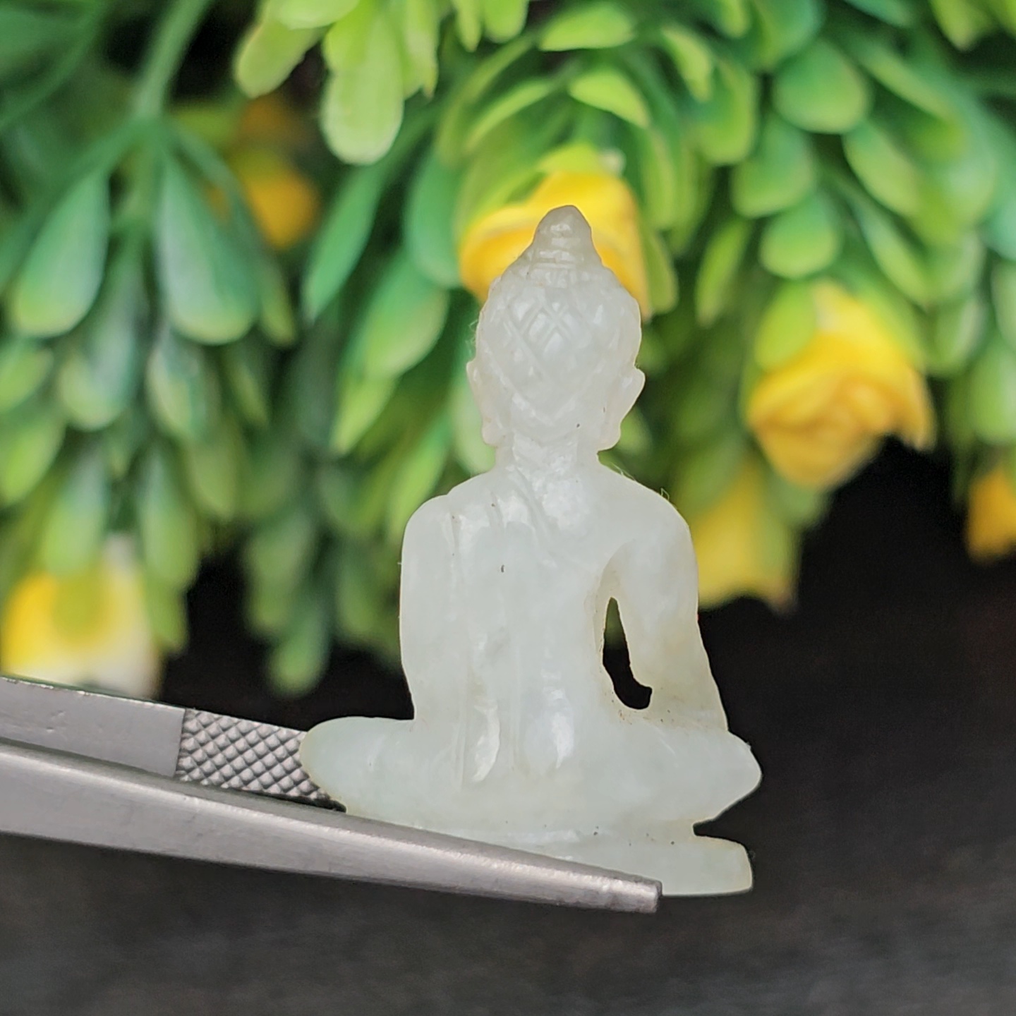 หยก แกะสลัก รูป พระ (Burmese jadeite) 23.65 กะรัต (cts.) หยก พม่า แท้