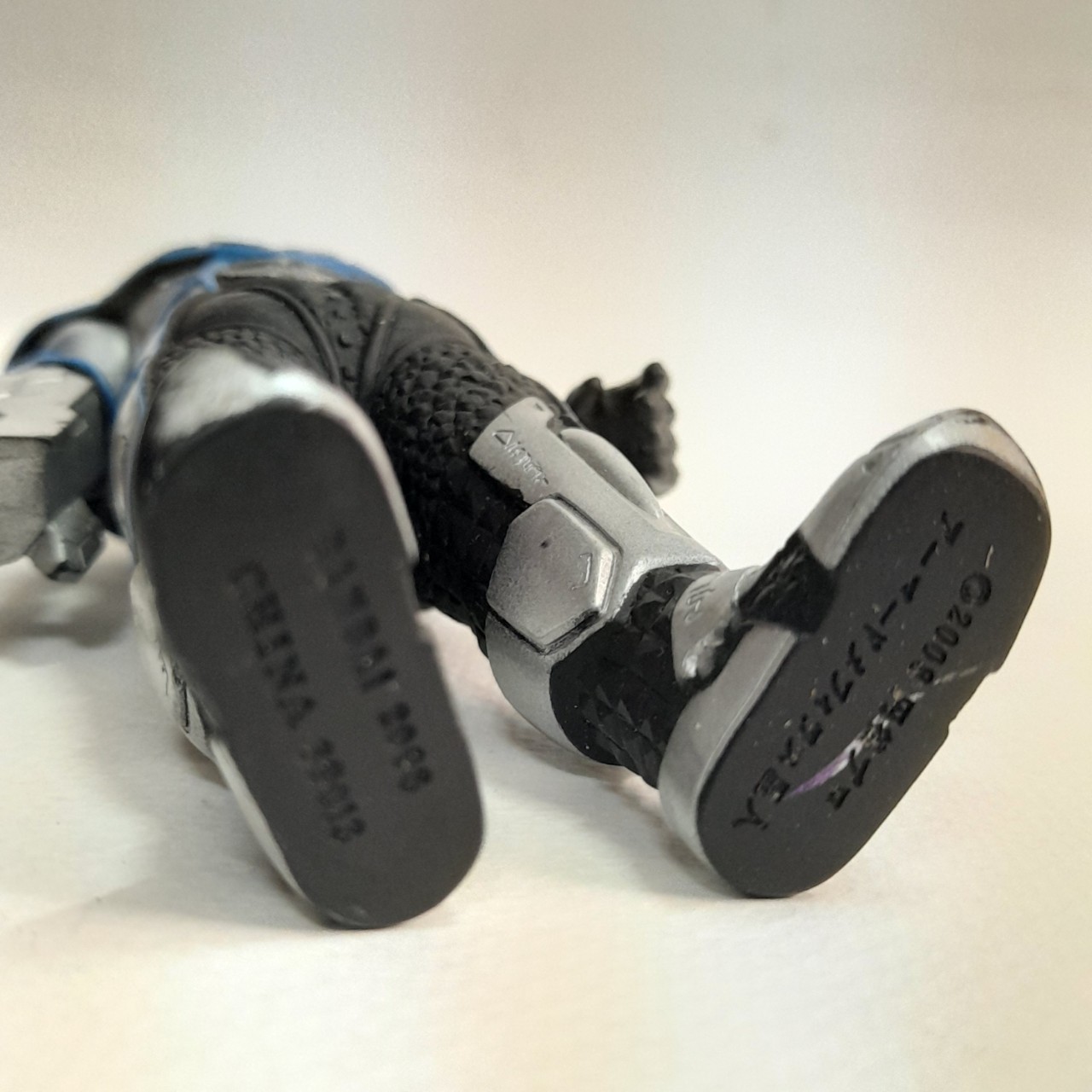 มีหลายภาพ,ซอฟ 6.5-7นิ้ว สัตว์ประหลาดอาเมิร์ด เมฟิรัส มือสองสภาพดี มีรอยบ้างไม่พบบ่อย