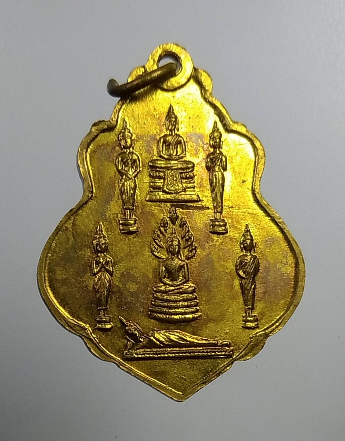 A902 เหรียญพระพุทธ วัดชลอ จ.นนทบุรี รุ่น1 หลังพระประจำวัน ปี2515