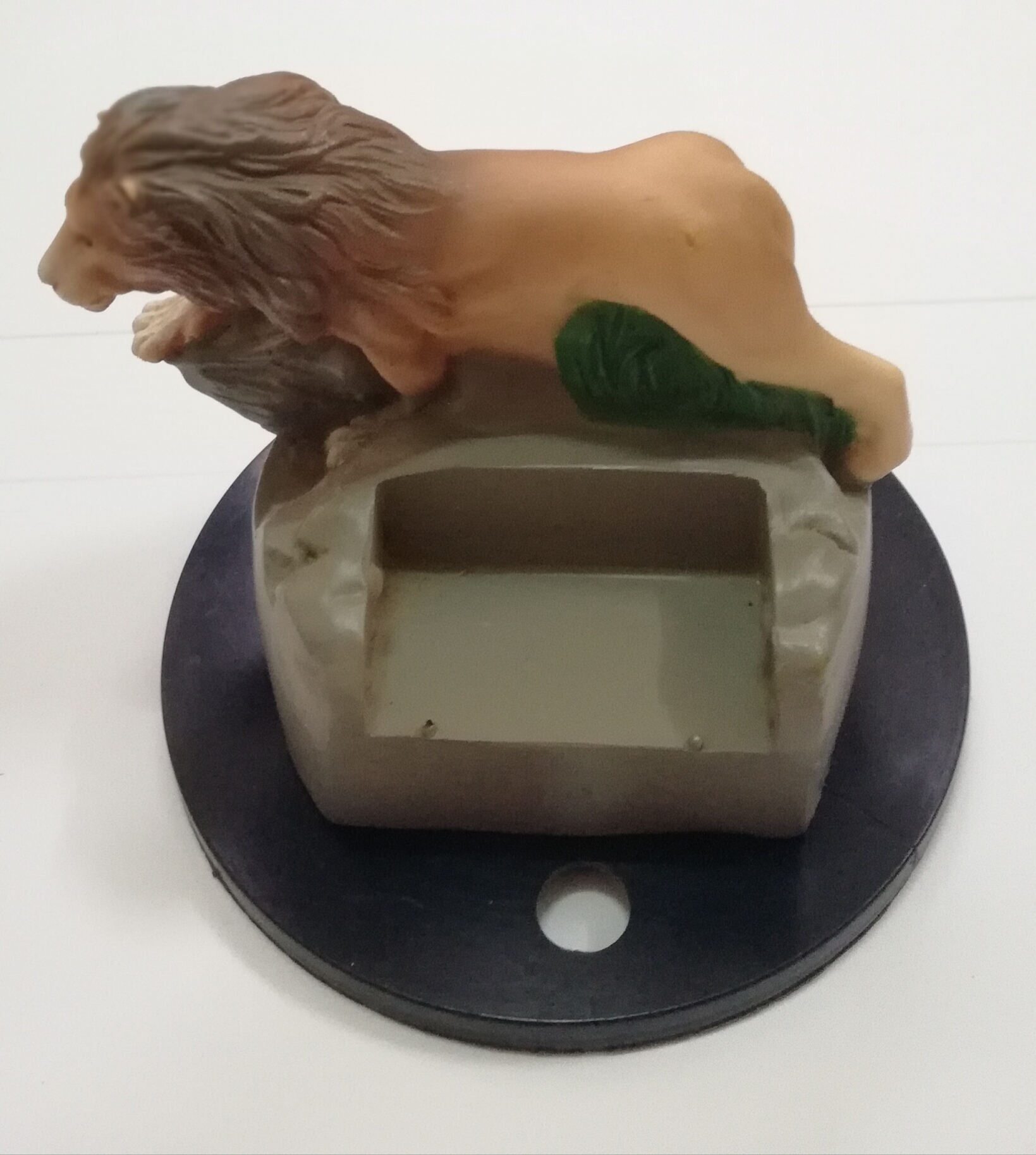 ของสะสมจากภาพยนต์อนิเมชั่น ท็อปเปอร์ เดอะ ไลออนคิงส์ ของวอลท์ ดิสนีย์ The Lion King