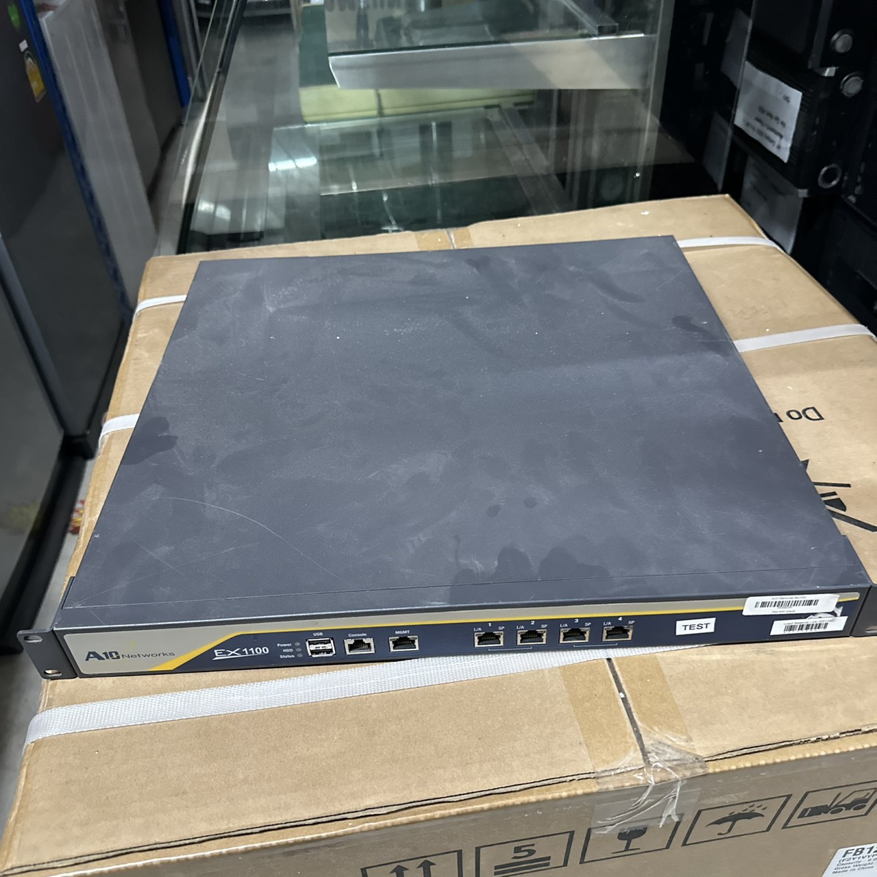 A10 Networks Ex1000 Bandwidth and Links Management with Identity