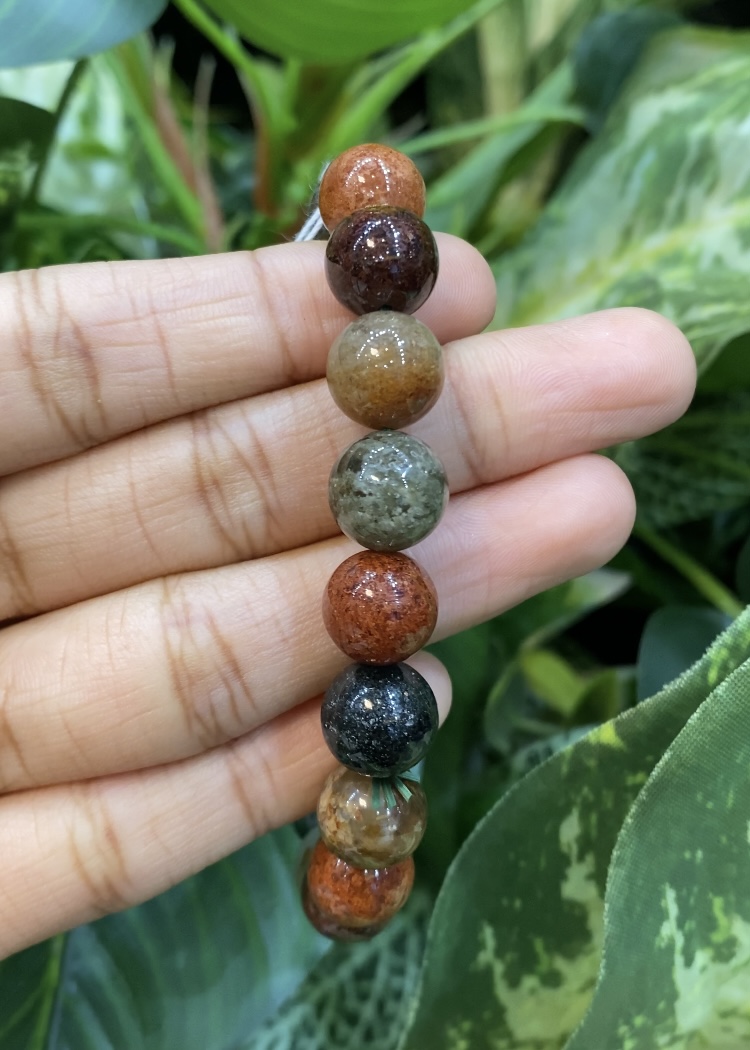 กำไลพลอยแท้ โป่งข่าม Phantom Quartz Bracelet