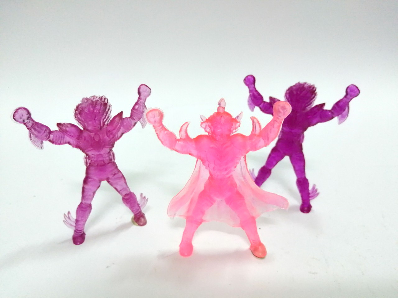 ตุ๊กตุ่นยาง เซนต์เซย่า เปกาซัส เซยย่า(ม่วงx2) โกลด์เซนต์ เอเลียส มู (ชมพู)