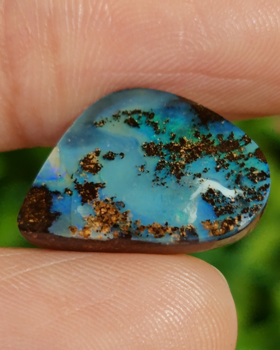 พลอย โบลเดอร์ โอปอล ออสเตรเลีย Australian Boulder Opal 8.80 กะรัต (Cts.) พลอยแท้ อัญมณีมงคลประจําวันเกิด เครื่องประดับพลอย