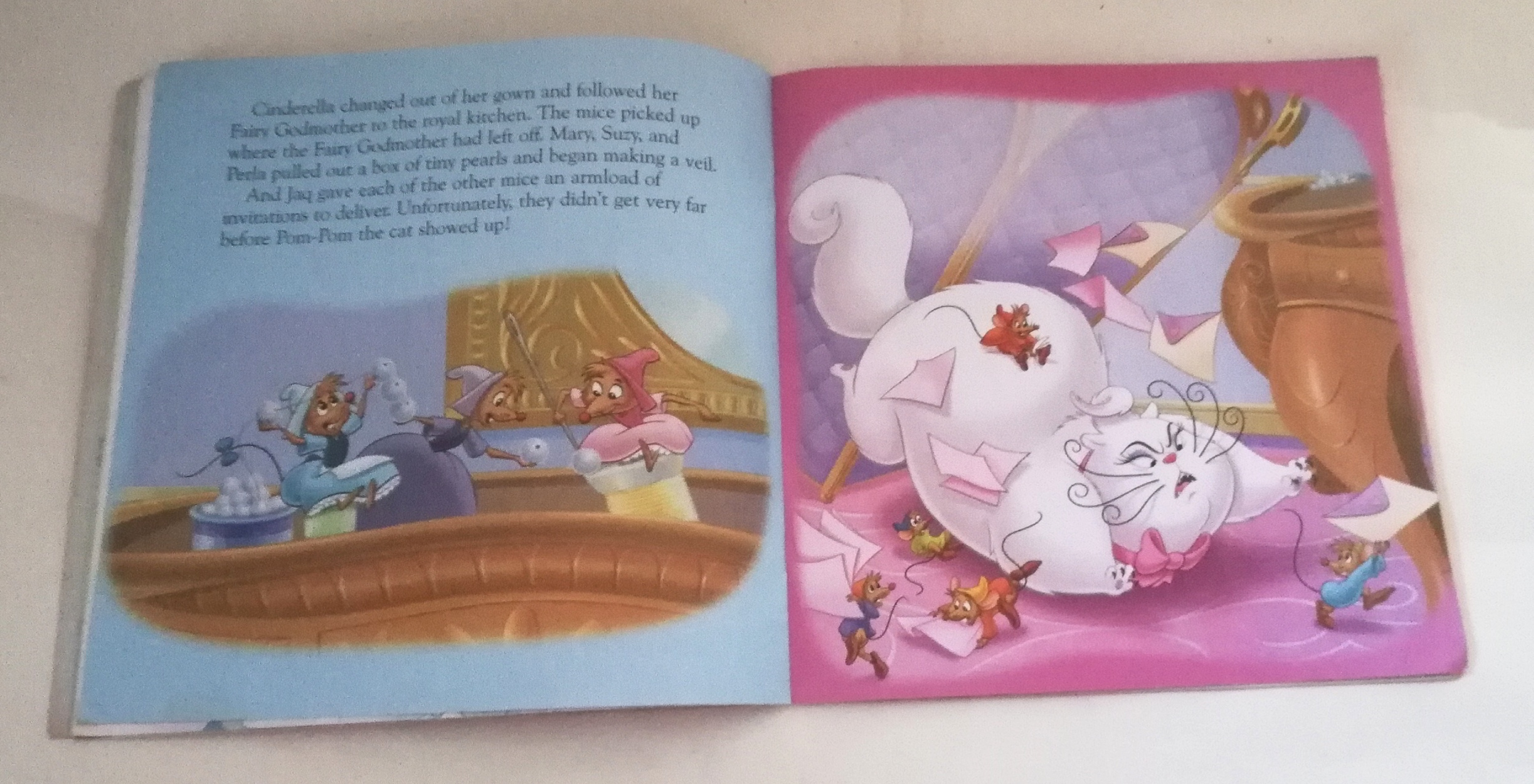 หนังสือนิทานภาพสวยๆจากดิสนีย์ ฉบับภาษาอังกฤษ Disney Princess, My Perfect wedding งานแต่งงานของซินเดอเรลล่า หนังสือขนาด 8 * 8 นิ้ว** มีตำหนิบ้างตามภาพ