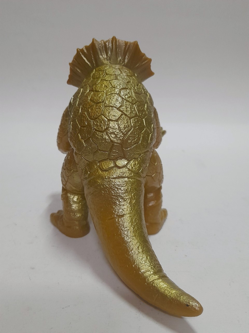 ซอฟ 6.5-7 นิ้ว สัตว์ประหลาดแคปซูล ของอุลตร้าเซเว่น อากิร่า จากอุลตร้าเซเว่น มือสอง สภาพดี มีรอยบ้าง มีปั๊มใต้เท้า