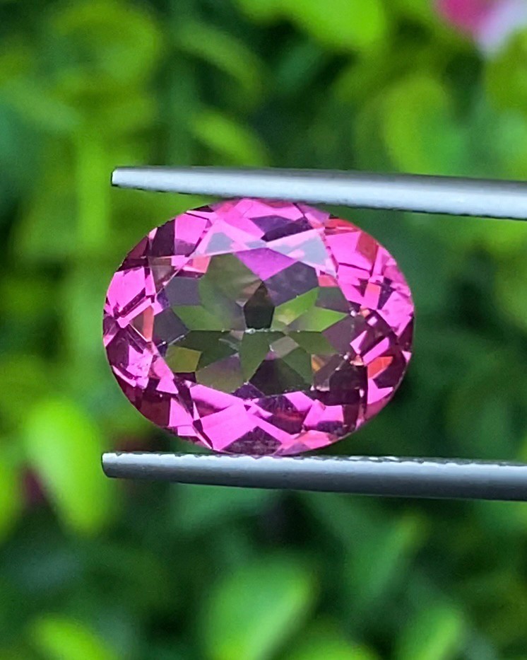 พลอย ชมพู พิ้งค์ โทแพซ Pink Topaz 5.87 กะรัต พลอยแท้ อัญมณีมงคลประจําวันเกิด เครื่องประดับพลอย