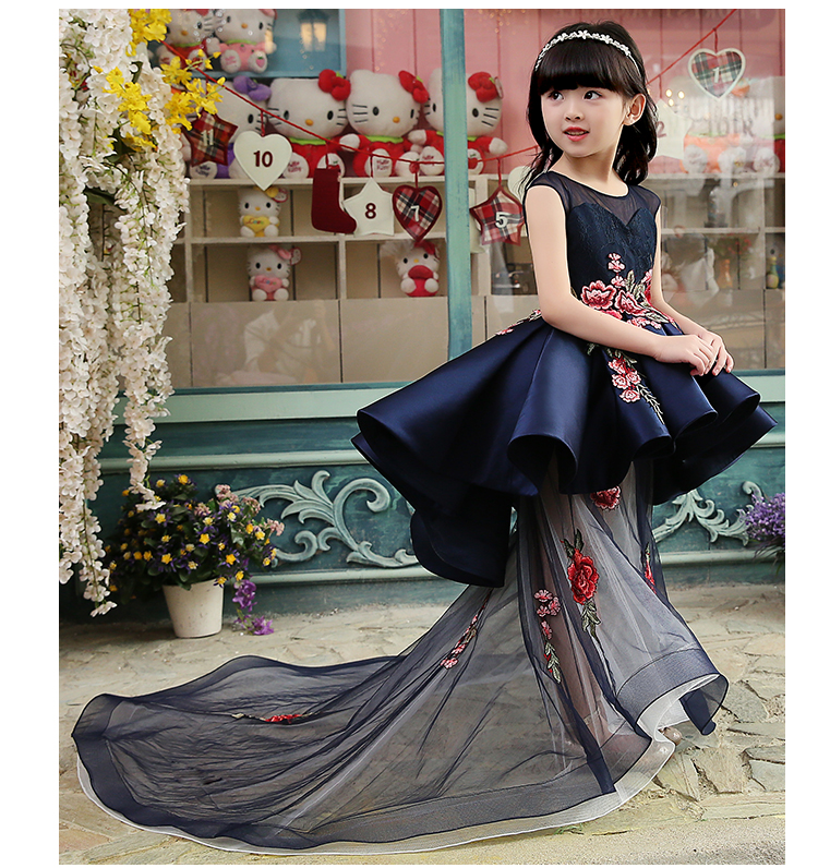 Pre-order ชุดราตรีเด็ก ชุดออกงาน ชุดแฟนซี ชุดกระโปรง สไตล์เจ้าหญิง แขนกุด ผ้าลูกไม้ช่วงอก แต่งดอกไม้ช่วงเอว กระโปรงผ้าไหมดัชเชต ปล่อยชายยาว มีซิปหลัง