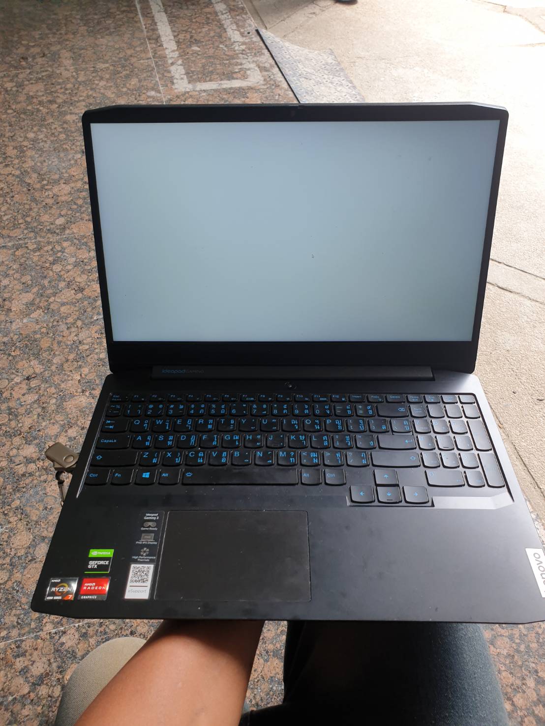 Notebook AMD Ryzen7 4800H Ram 8 GB 1650TI ตำหนิตามรูป ไม่มาก ไม่น้อย