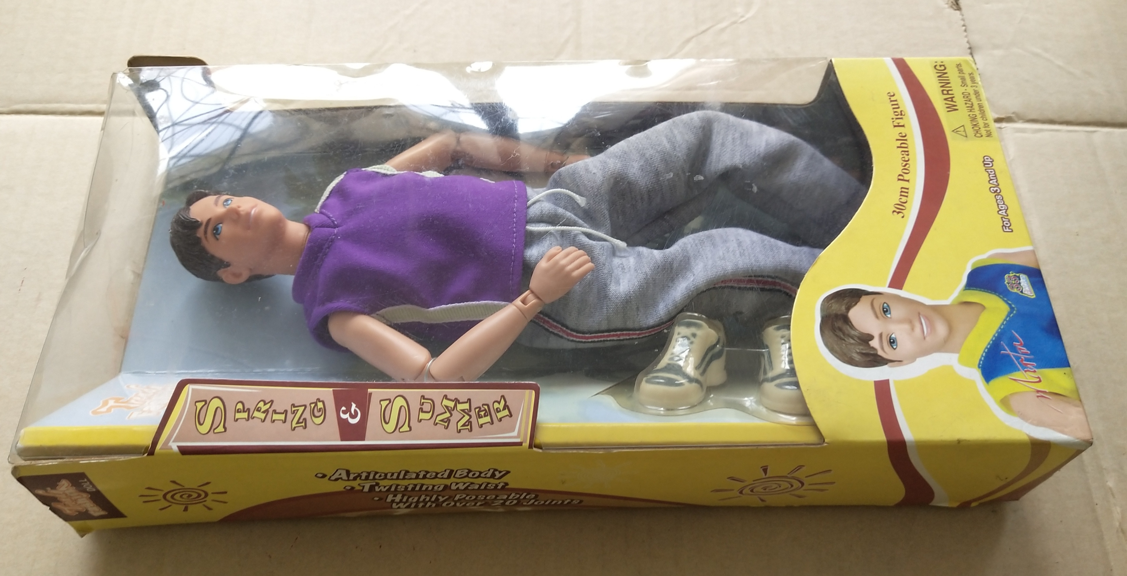 งานเก่า ของสะสมในแพ็ค ตุ๊กตามีข้อต่อ ผู้ชาย ขนาด 30 ซม. สวมชุดกีฬา , มี กว่า 20 ข้อต่อ, เอวหมุนได้