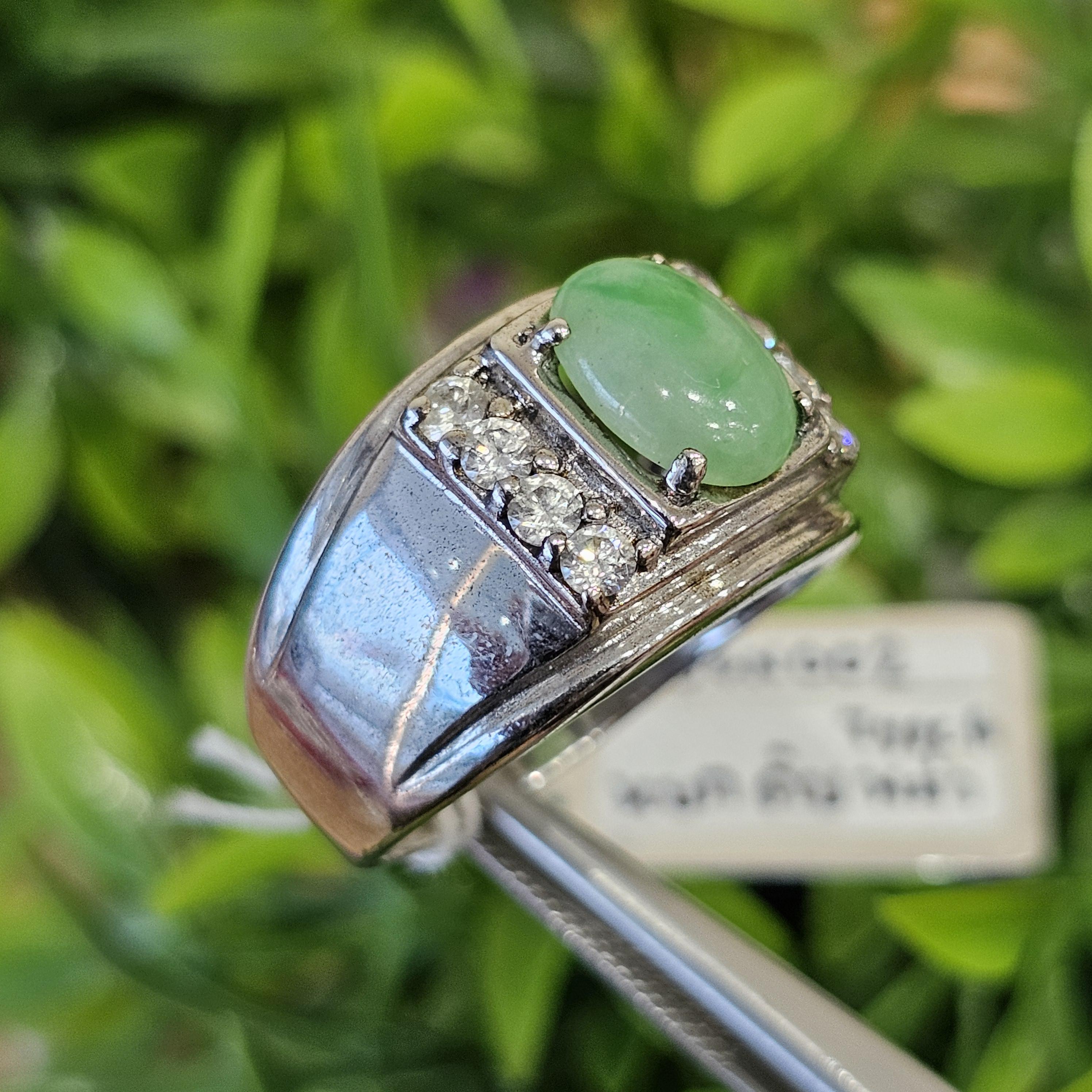หยก พม่า แท้ Jade แหวนหยก (jadeite Ring) Size 60 ดิบ ไม่ผ่านการปรับปรุง (Type A) พม่า (Myanmar)