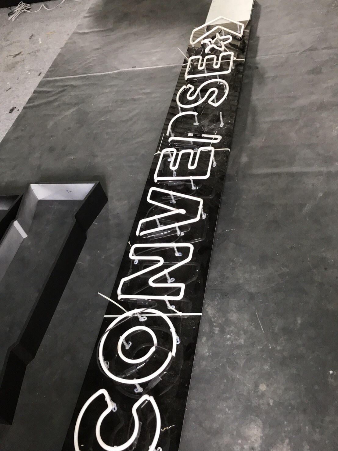 ป้ายไฟนีออนดัด CONVEPSE