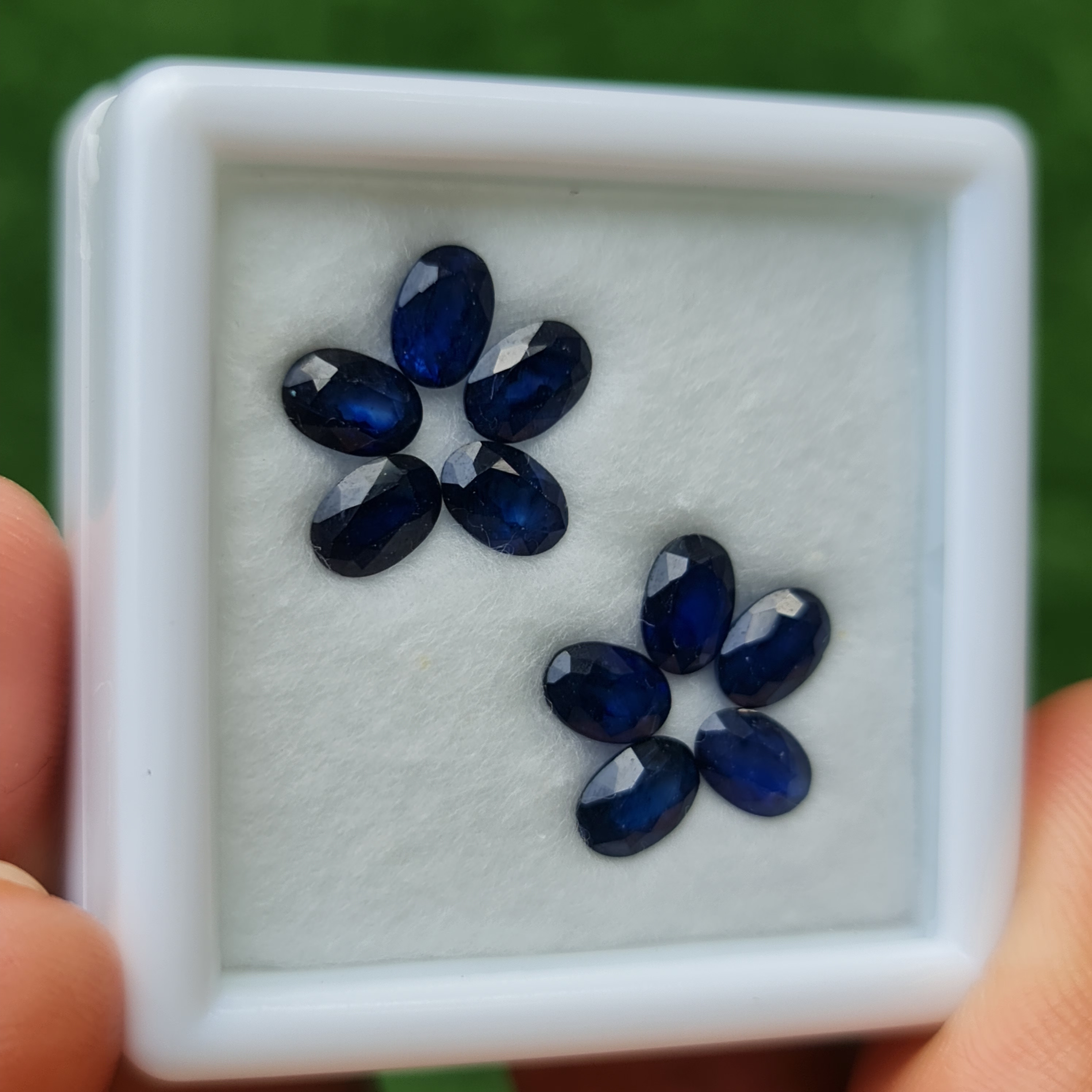 พลอย ไพลิน blue sapphire 6.27 กะรัต (Cts.) 10 เม็ด (Pcs.) พลอยแท้ อัญมณีมงคลประจําวันเกิด เครื่องประดับพลอย