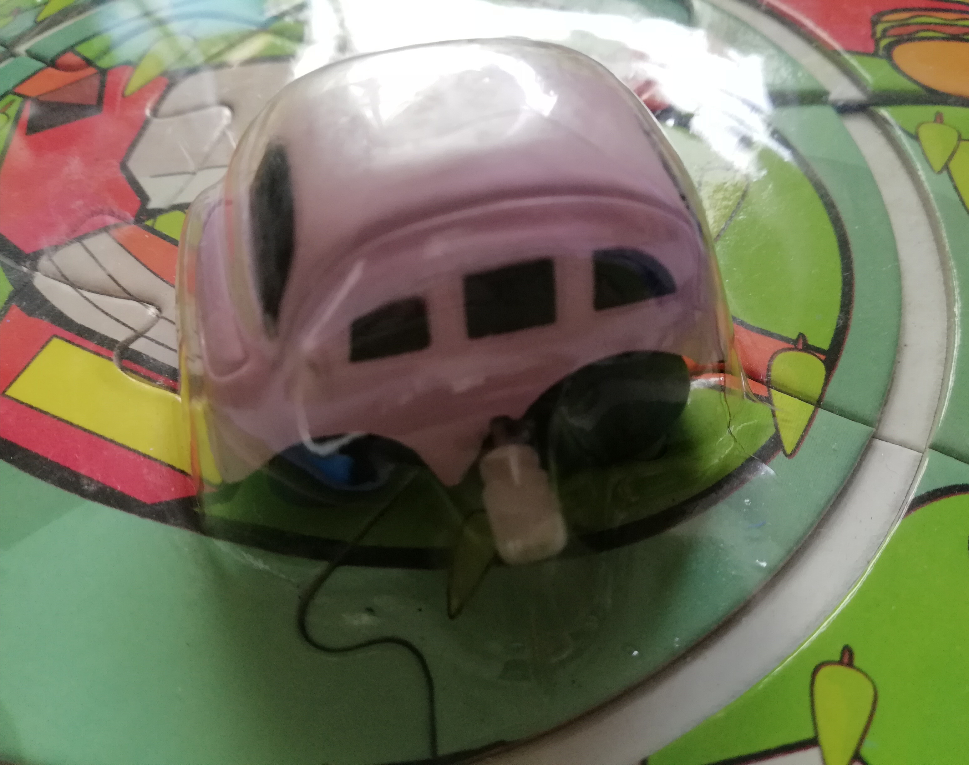 ของเก่าสะสม เกมส์รถไขลานวิ่งในรางจิ๊กซอร์ ของ LOVELY CAR สภาพเก่าเก็บตามสภาพ ยังไม่แกะแพค แบบ#1สีชมพู