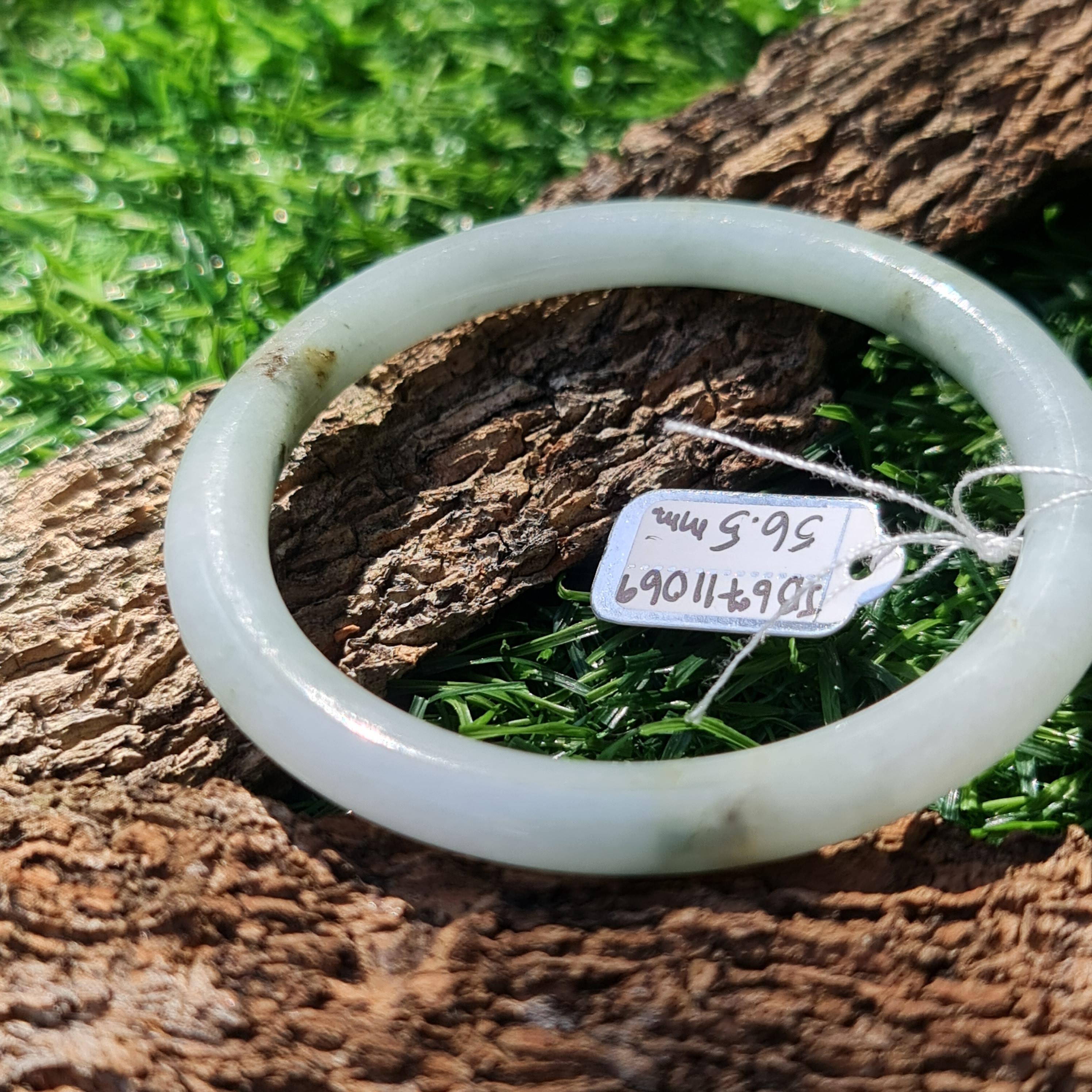 JB6711069 หยก พม่า แท้ Jade กำไลหยก 56.5 มม. (Jadeite bracelet) พม่า (Myanmar)