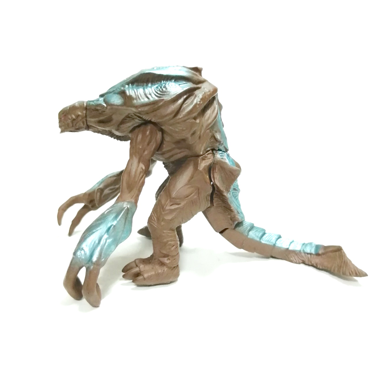 กาชาปอง สัตว์ประหลาดโอลก้าร์ สูง3นิ้วยาว4นิ้วขนาดตามรูปจากก๊อตซิลล่า2000 งานครบไม่กาว ไม่พบบ่อย