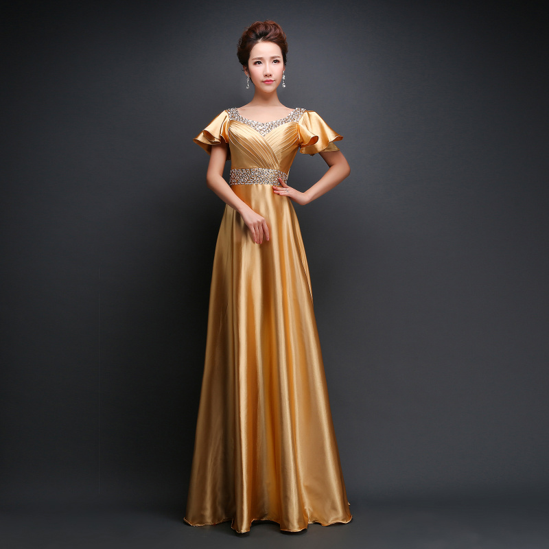 พร้อมส่ง ชุดราตรียาว แบบแขนสั้น ผ้าซาตินสวยสง่า อกจับจีบปักเลื่อมช่วงอก-เอว สีทอง (เชือกผูกหลัง)