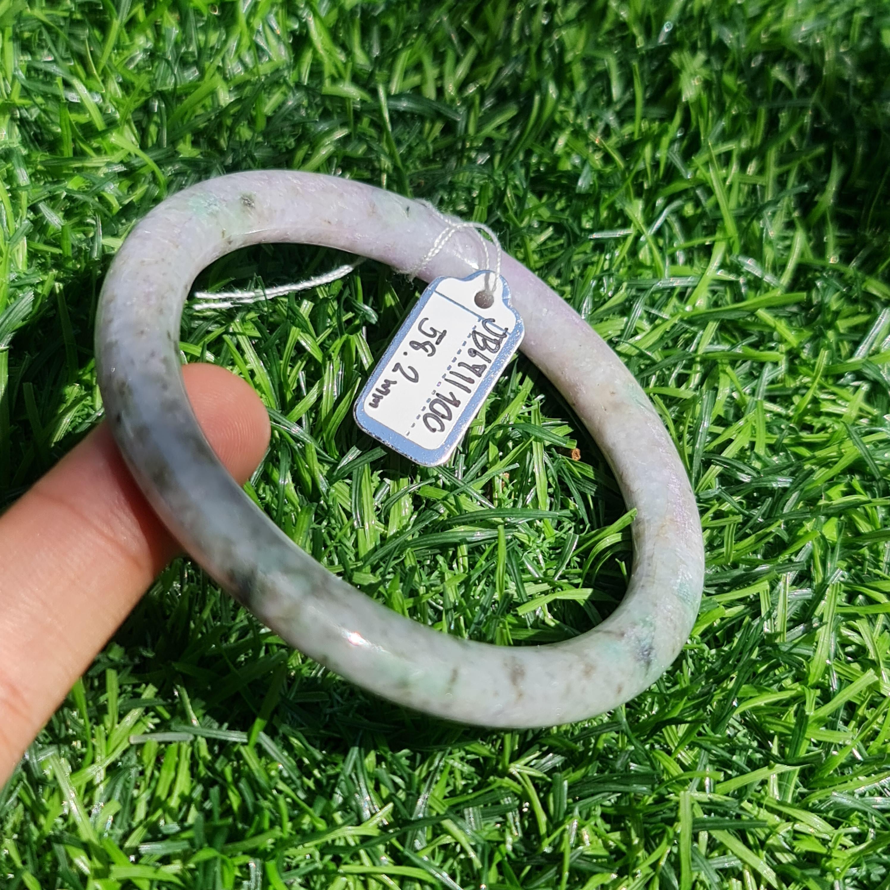 JB6711100 หยก พม่า แท้ Jade กำไลหยก 58.2 มม. (Jadeite bracelet) พม่า (Myanmar)