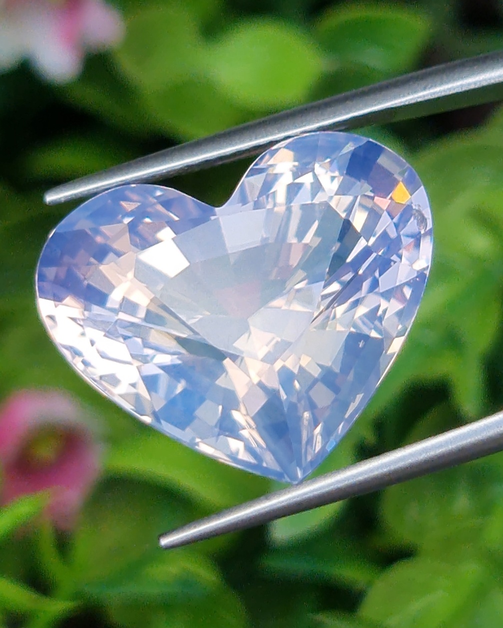 พลอย ลาเวนเดอร์ ควอตซ์ Lavender Quartz 17.76 กะรัต (Cts.) พลอยแท้ อัญมณีมงคลประจําวันเกิด เครื่องประดับพลอย