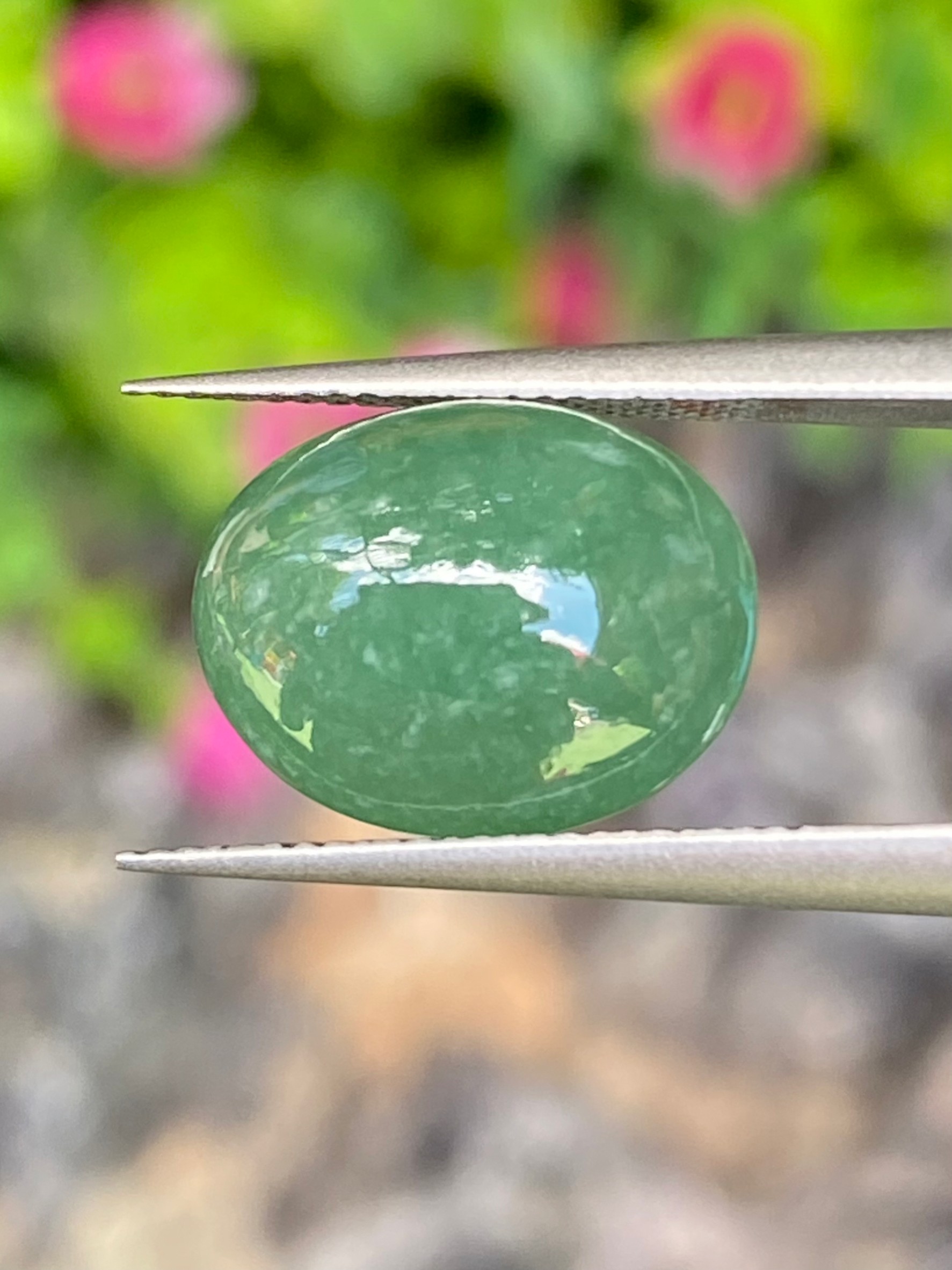 หยกพม่าเจียรนัย (Burmese jade ) 6.11 กะรัต หยกแท้ อัญมณีมงคลประจําวันเกิด เครื่องประดับหยก