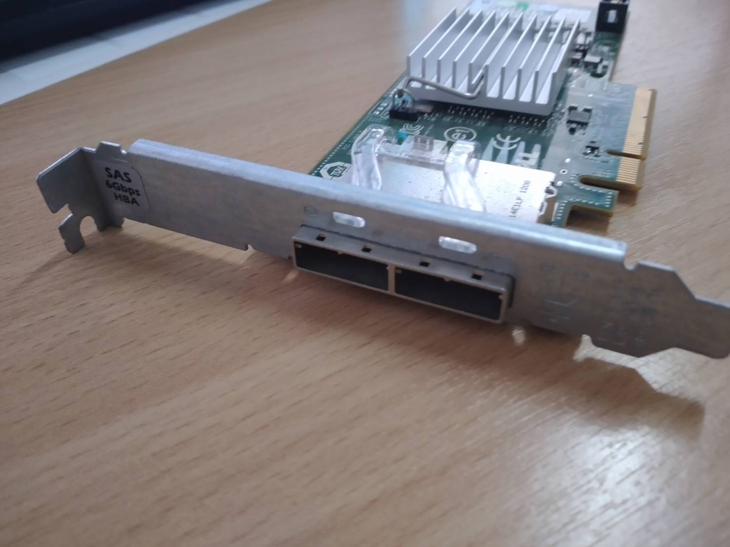 Dell PERC h200e 6g SAS Dual Port Host Bus Adapter HBA sff-8088 012dnw