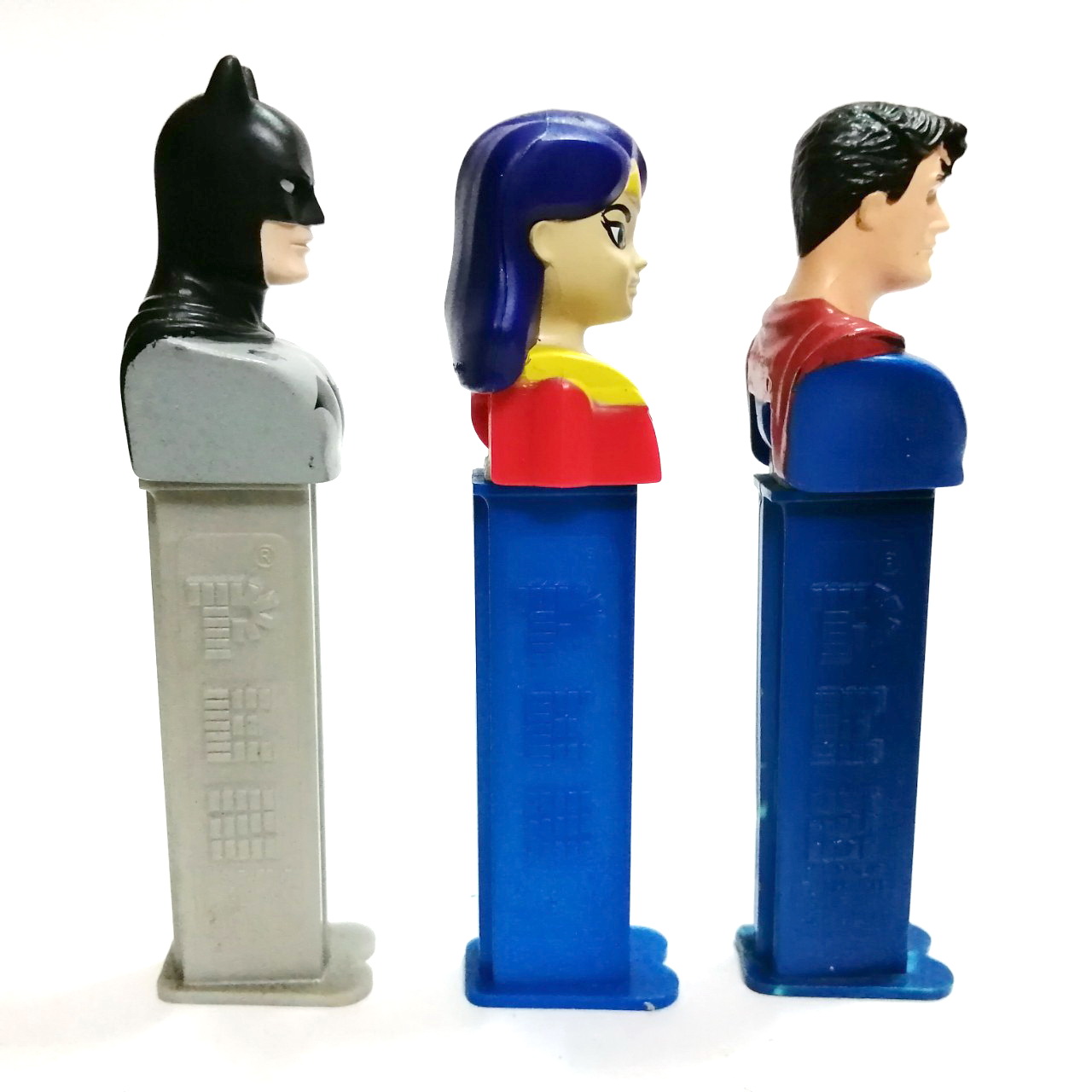 ของสะสมดีซีฮีโร่ กล่องใส่ขนมเพซ :-แบทแมน ,วันเดอร์วูแม่น,ซูปเปอร์แมน Pez dispenser DC Hero Collection: :Batman, Wonder Woman , Superman***ไม่มีขนม มีตำหนิตามภาพ