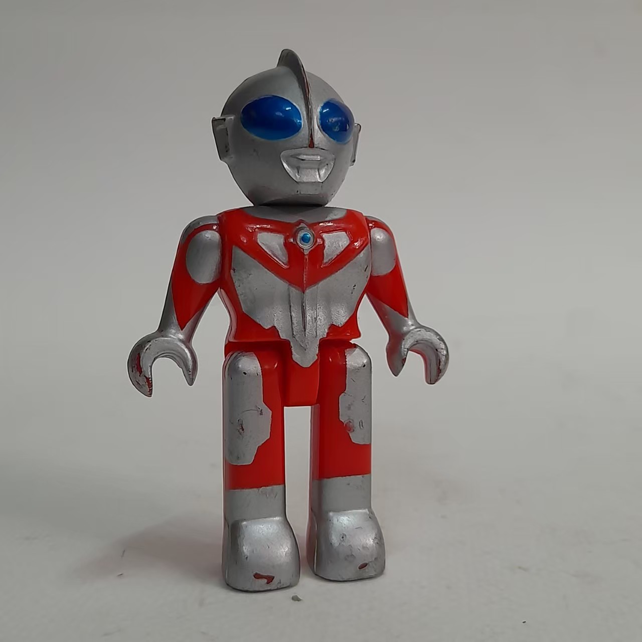 พลาสติก คูบริค ขนาด 2.5-3นิ้ว งาน Apex toys อุลตร้าแมน มิลเลนเนียม Ultraman Millenium ขยับแขนขาได้ มือสอง สภาพเก่า มีรอยบ้าง งานเก่าหายาก ไม่พบบ่อย