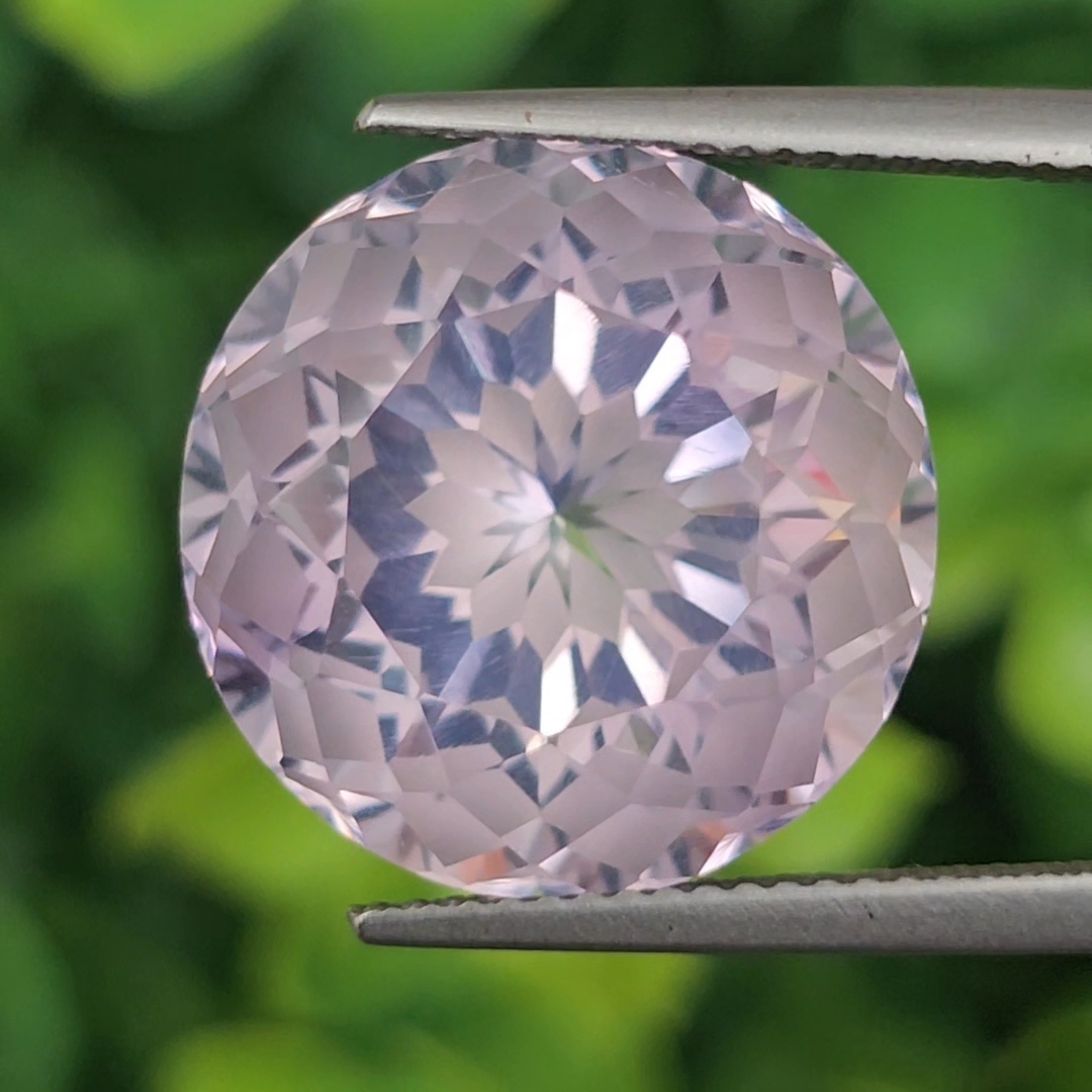 พลอย ลาเวนเดอร์ ควอตซ์ Lavender Quartz 27.72 กะรัต (Cts.) พลอยแท้ อัญมณีมงคลประจําวันเกิด เครื่องประดับพลอย