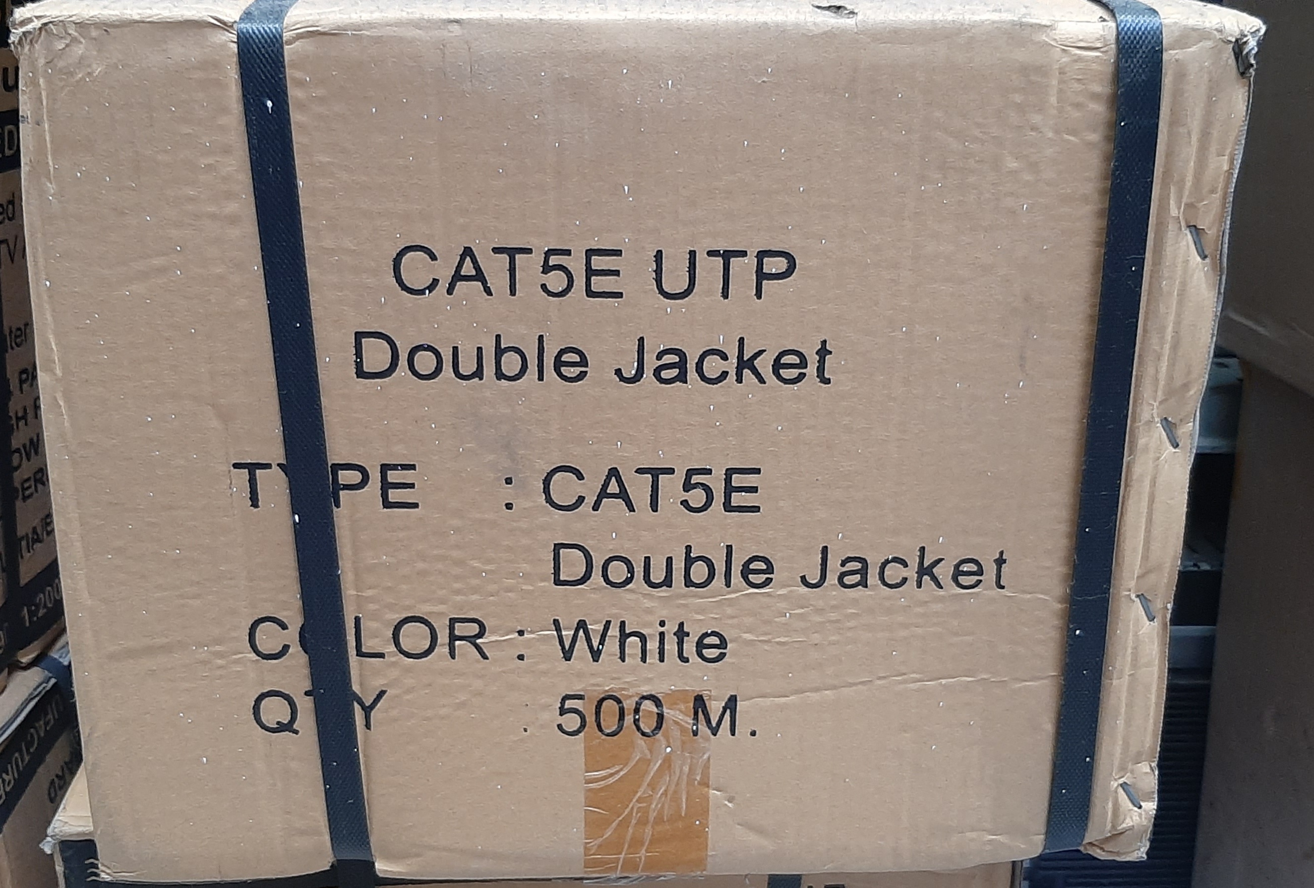 สายแลน Cat5e UTP กล่องใหม่ ยาว 500M.