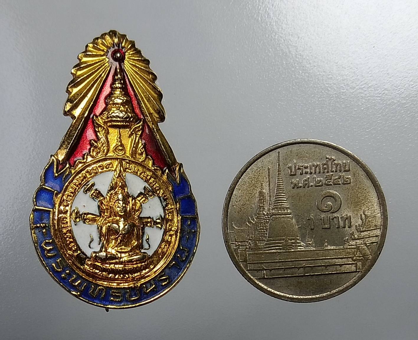 A590 เข็มกลัดพระพุทธชินราช วัดพระศรีรัตนมหาธาตุวรมหาวิหาร จ.พิษณุโลก ปี2527