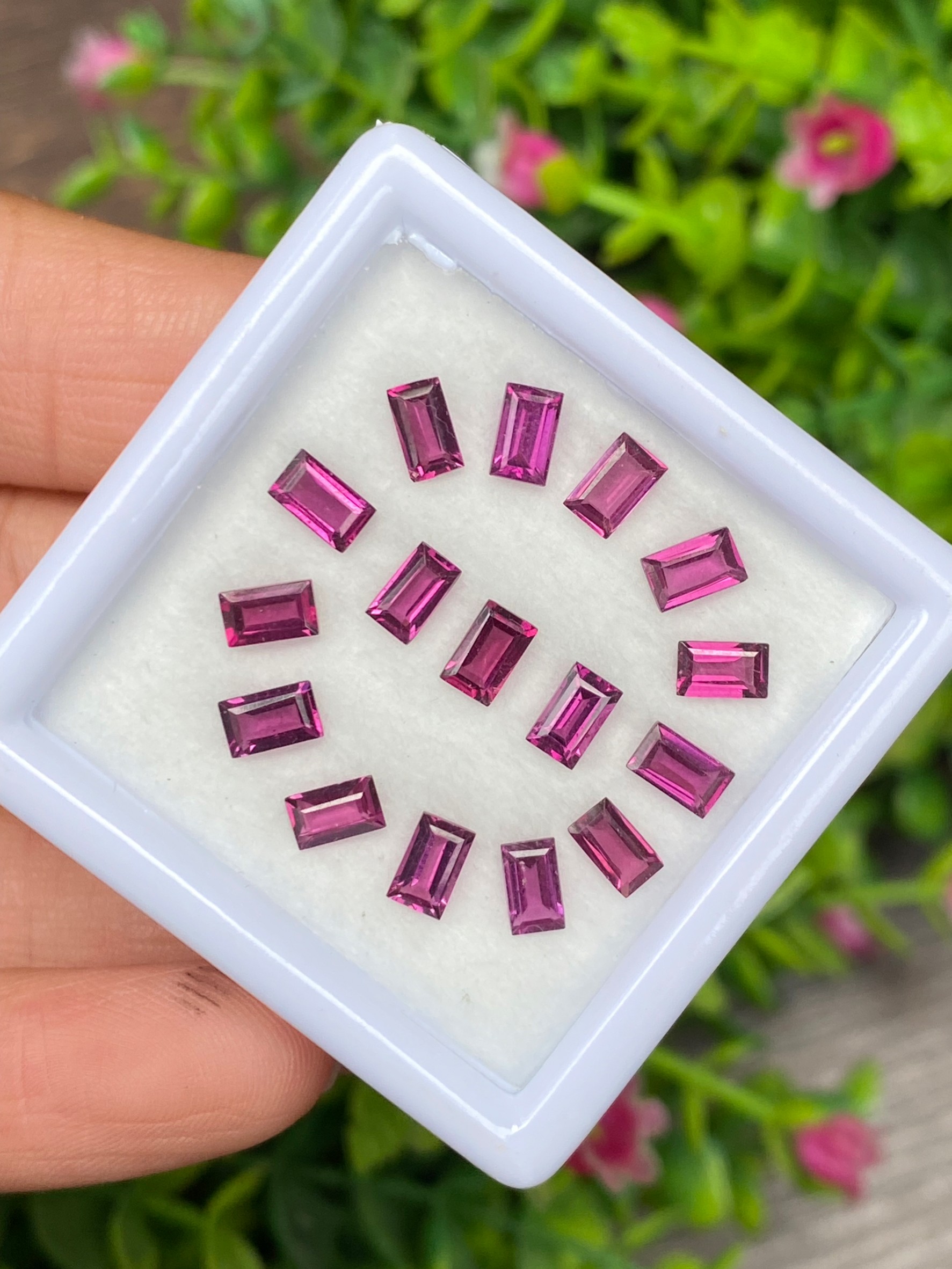 พลอย โรโดไลต์ กาเน็ท Rhodolite Garnet 16 เม็ด Pcs. 5.79 กะรัต Cts.พลอยแท้ อัญมณีมงคลประจําวันเกิด เครื่องประดับพลอย