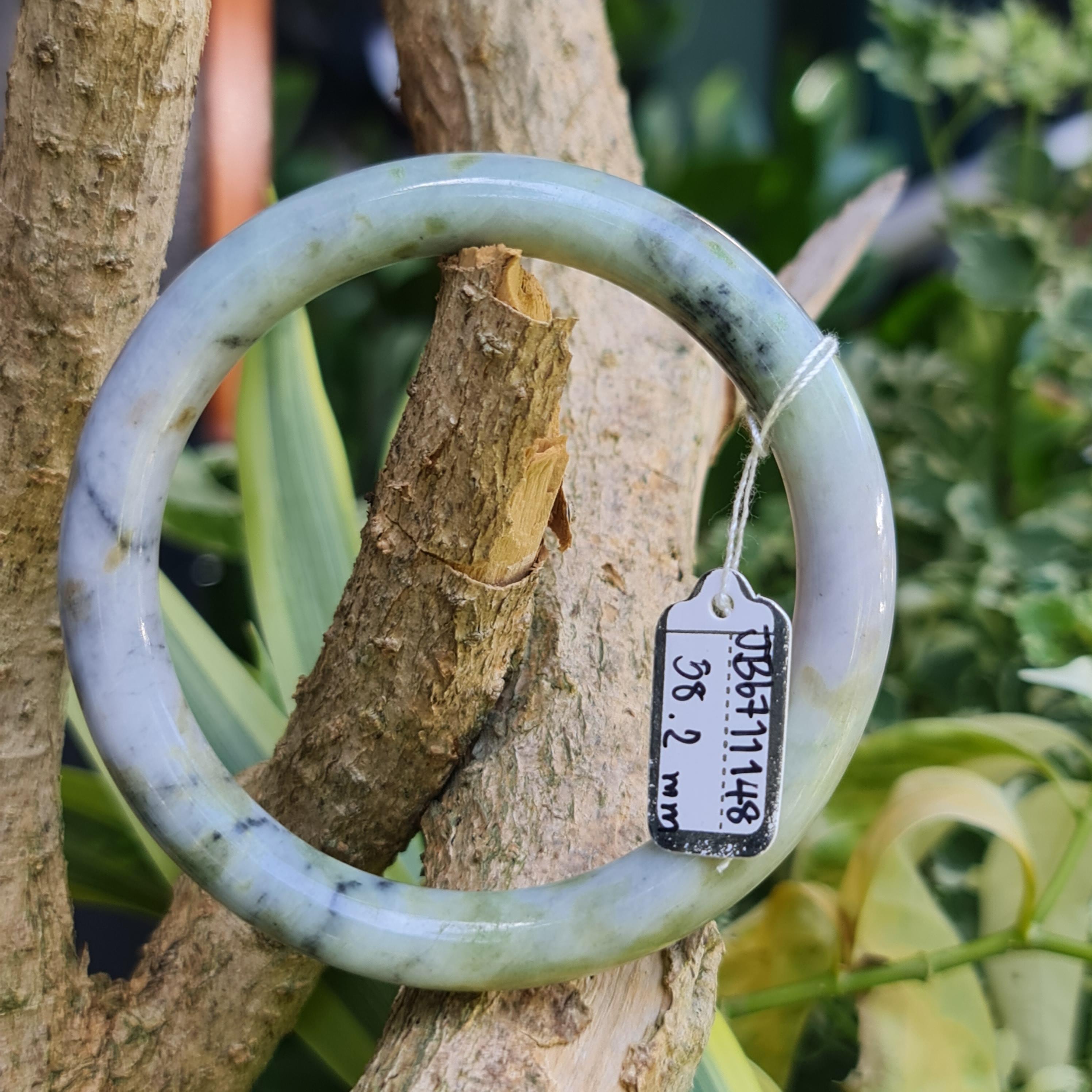 JB6711148 หยก พม่า แท้ Jade กำไลหยก 58.2 มม. (Jadeite bracelet) พม่า (Myanmar)