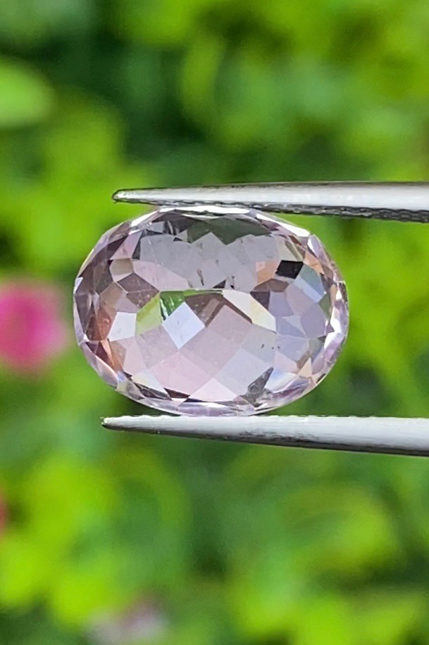 พลอย คุนไซท์ Kunzite 5.13 กะรัต (Cts.) พลอยแท้ อัญมณีมงคลประจําวันเกิด เครื่องประดับพลอย