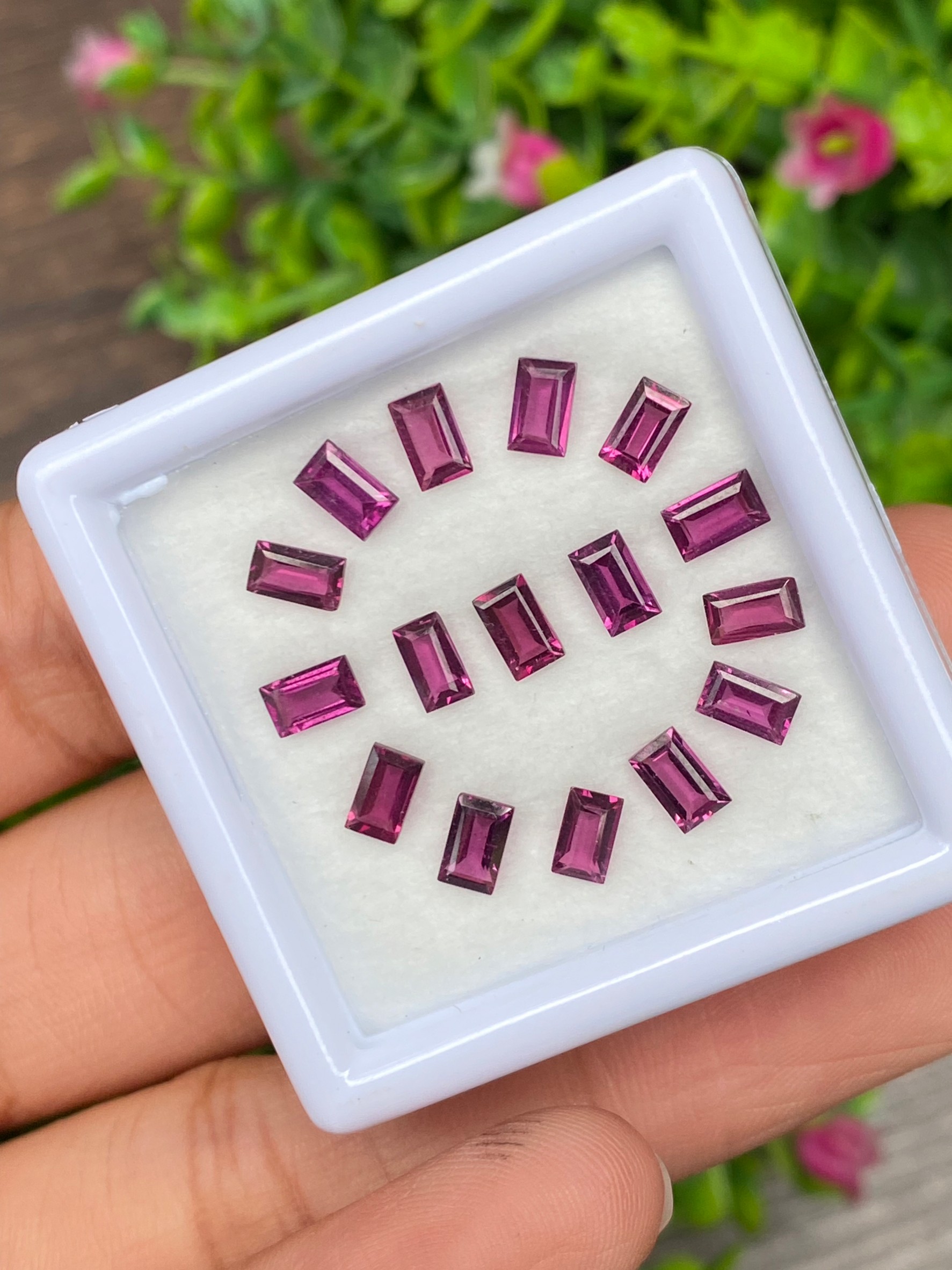 พลอย โรโดไลต์ กาเน็ท Rhodolite Garnet 16 เม็ด Pcs. 5.79 กะรัต Cts.พลอยแท้ อัญมณีมงคลประจําวันเกิด เครื่องประดับพลอย
