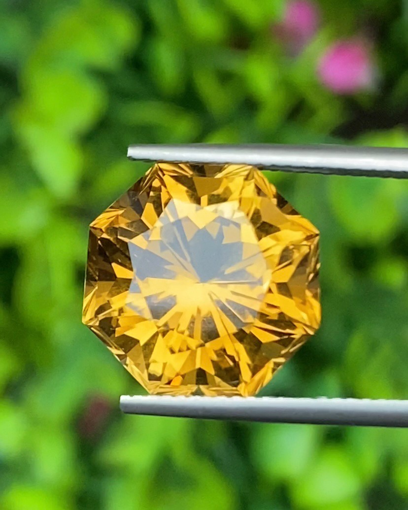 พลอย ซิทริน Citrine 9.43 กะรัต (Cts.) พลอยแท้ อัญมณีมงคลประจําวันเกิด เครื่องประดับพลอย