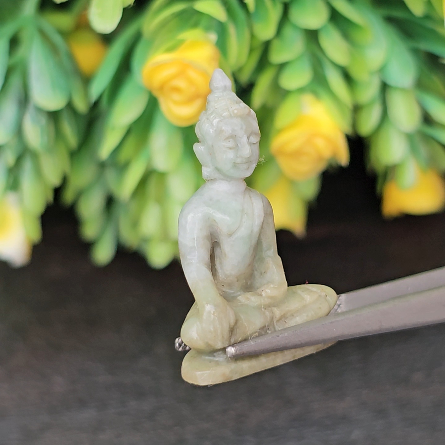 หยก แกะสลัก รูป พระ (Burmese jadeite) 20.82 กะรัต (cts.) หยก พม่า แท้