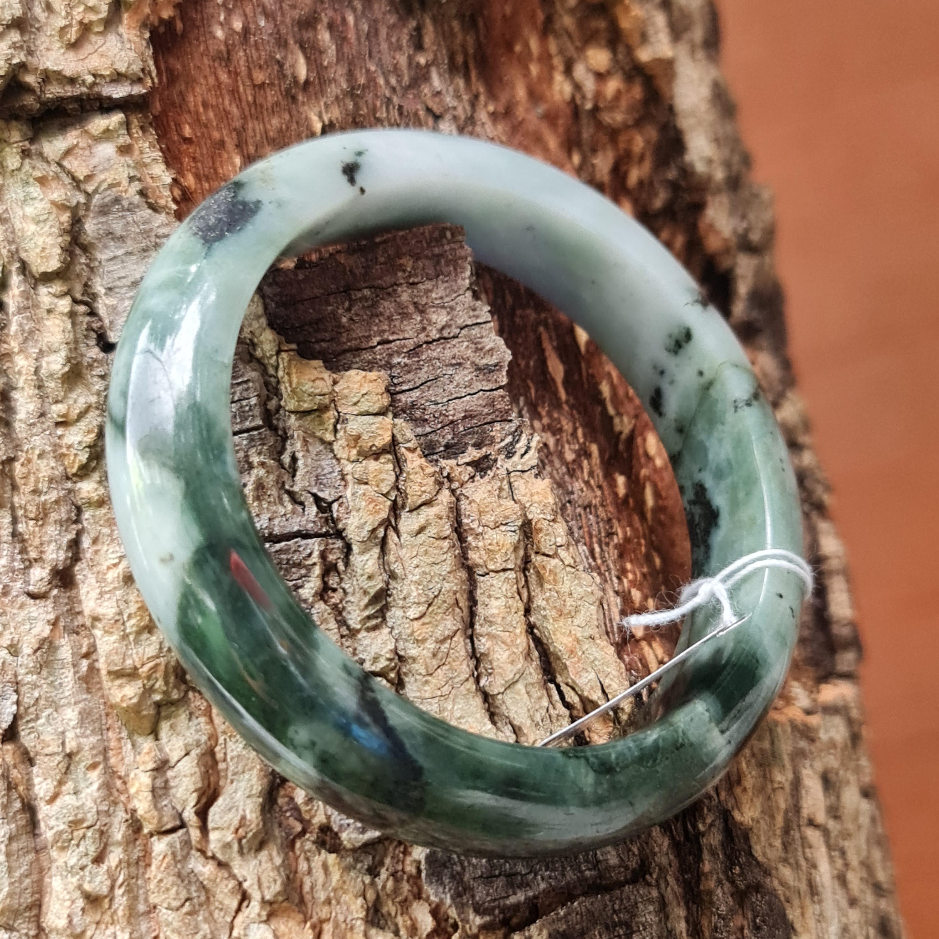 JB6804108 หยก พม่า แท้ Jade กำไลหยก 57.5 มม. (Jadeite bracelet) พม่า (Myanmar)