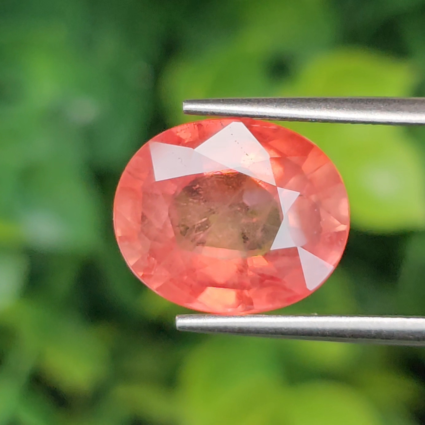 พลอย ออเรนจ์ แซฟไฟร์ Orange Sapphire 6.29 กะรัต (Cts.) พลอยแท้ อัญมณีมงคลประจําวันเกิด เครื่องประดับพลอย