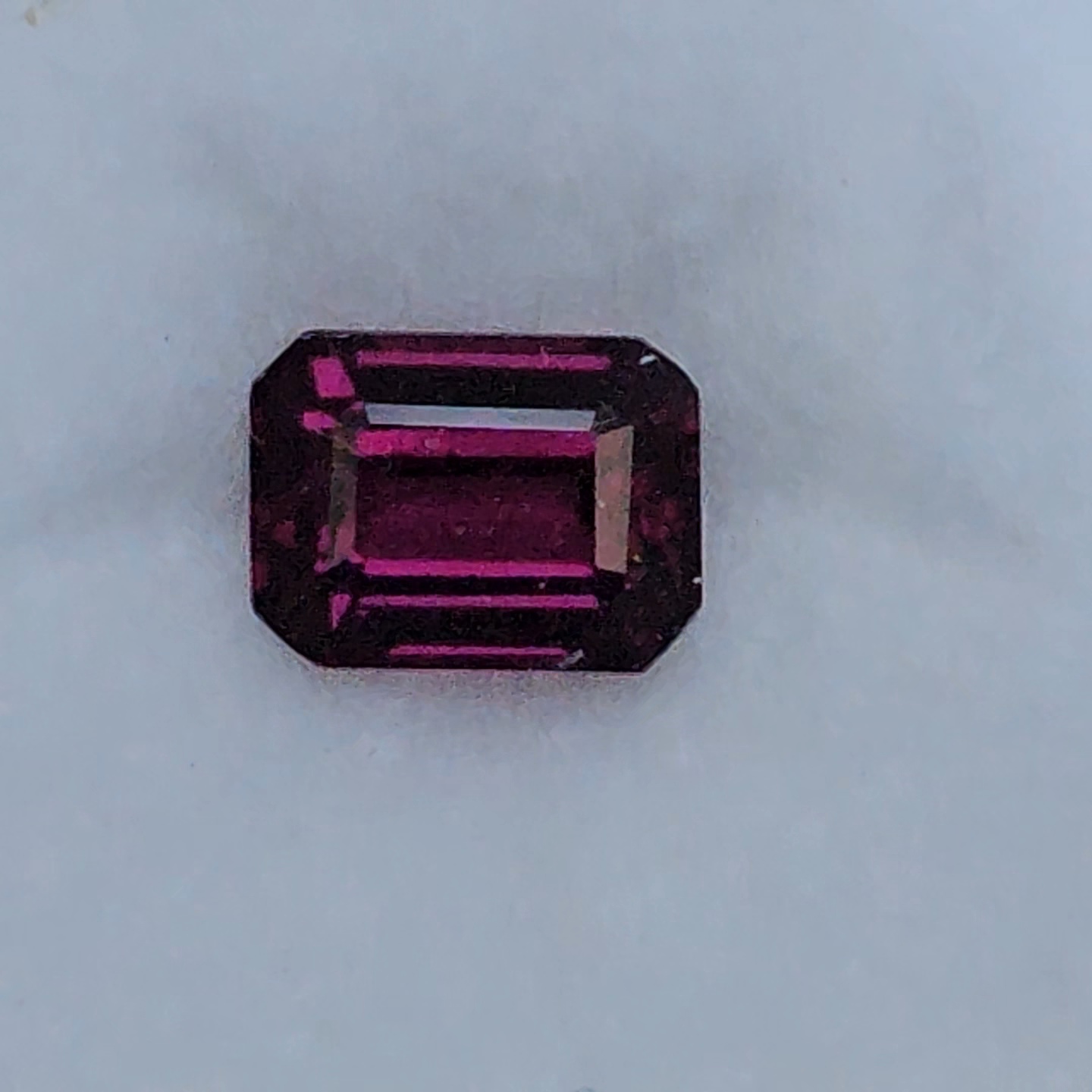 พลอย อุมบาไลต์ การ์เน็ต Umbalite Garnet 1.63 กะรัต (Cts.) ดิบ Unheated พร้อมใบเซอร์ พลอยแท้ อัญมณีมงคลประจําวันเกิด เครื่องประดับพลอย