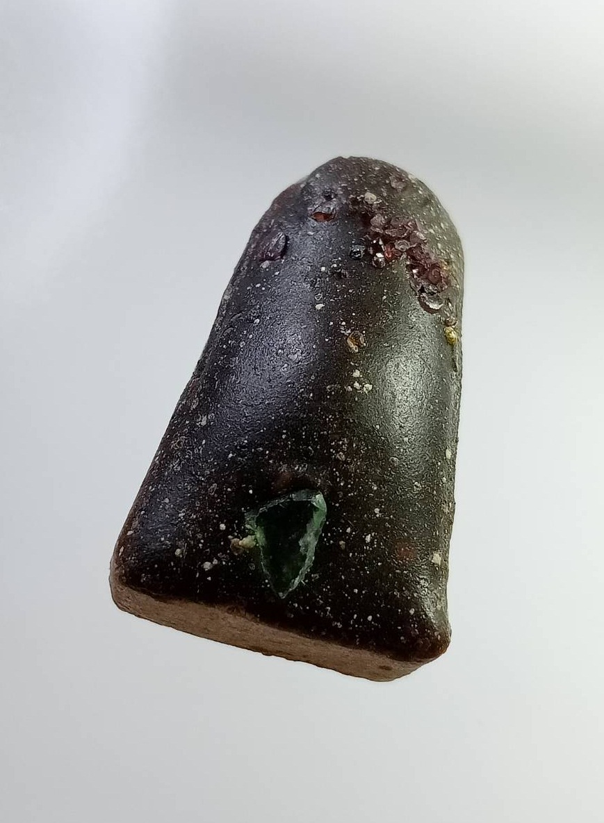 ผ2712 หลวงปู่ทวด วัดช้างให้ หลังติดครั่ง ฝังแร่