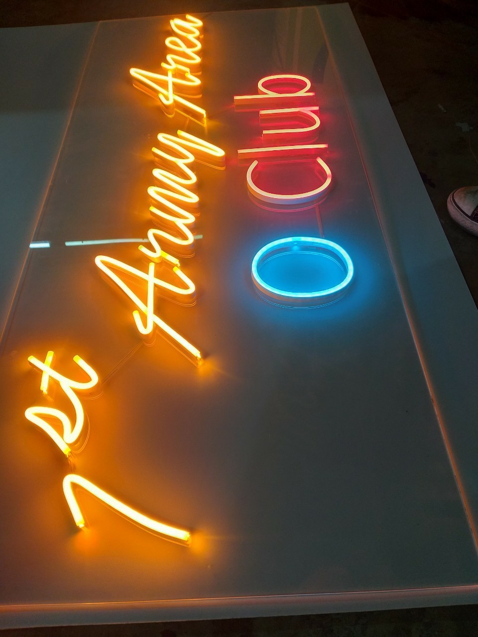 ป้ายไฟนีออนLED