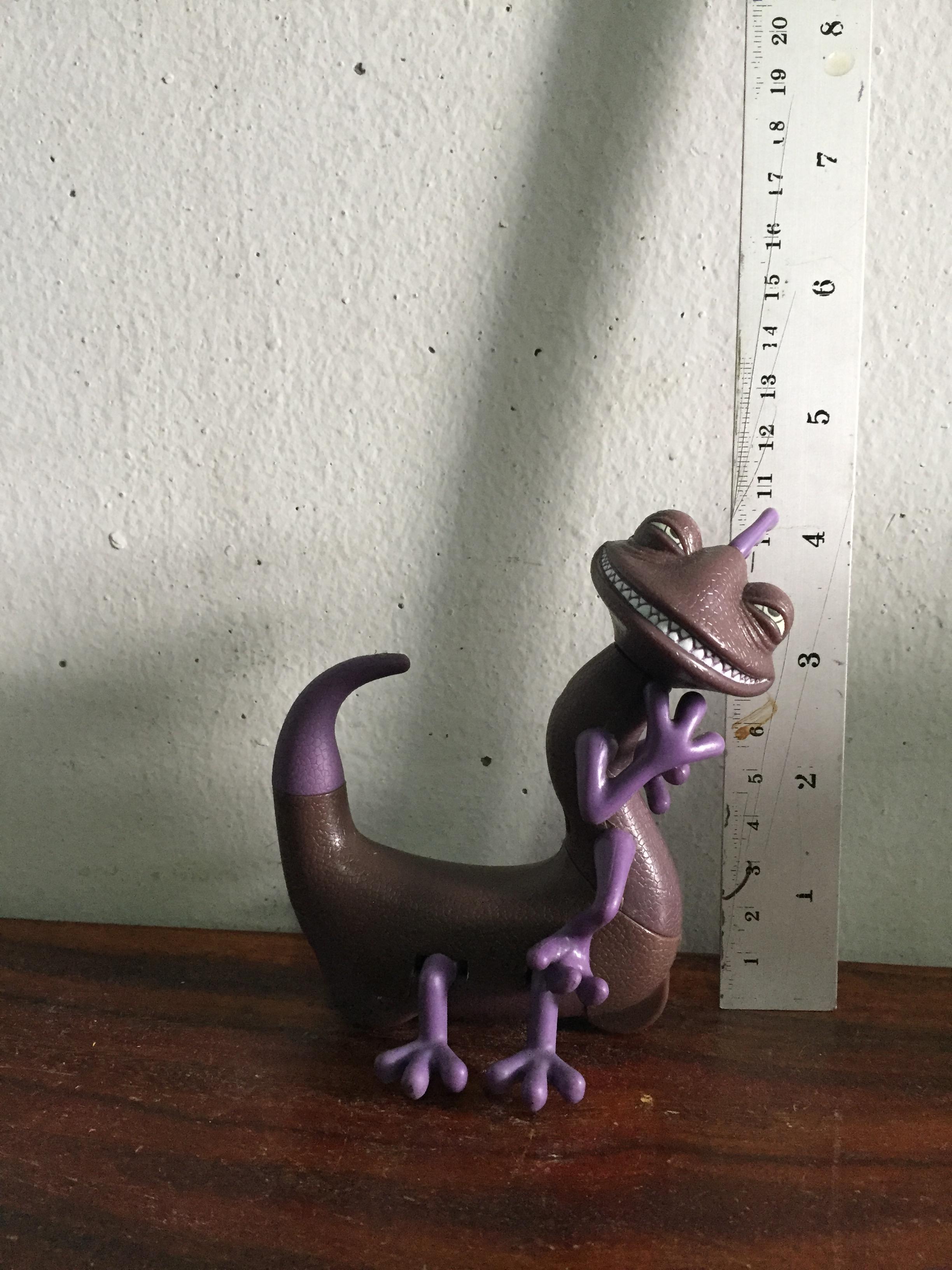 มีหลายภาพ ของสะสม จาก Mcdonald Monster Inc. มอนสเตอร์อินซ์ ครบเซ็ท