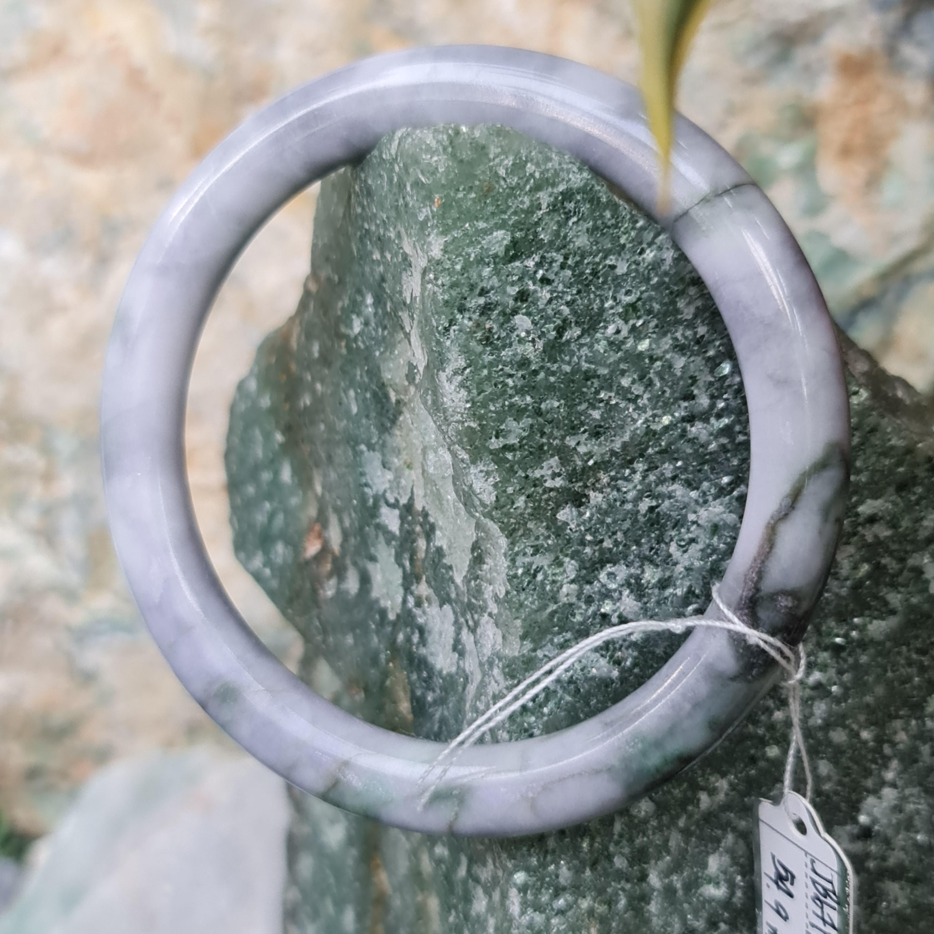 JB6711114 หยก พม่า แท้ Jade กำไลหยก 54.9 มม. (Jadeite bracelet) พม่า (Myanmar)