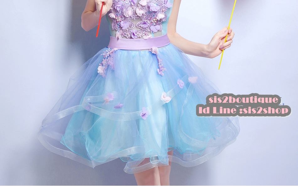 Pre-order ชุดแฟนซี ชุดราตรีสั้น แขนกุด คอวี แต่งดอกไม้ เชือกผูกหลัง